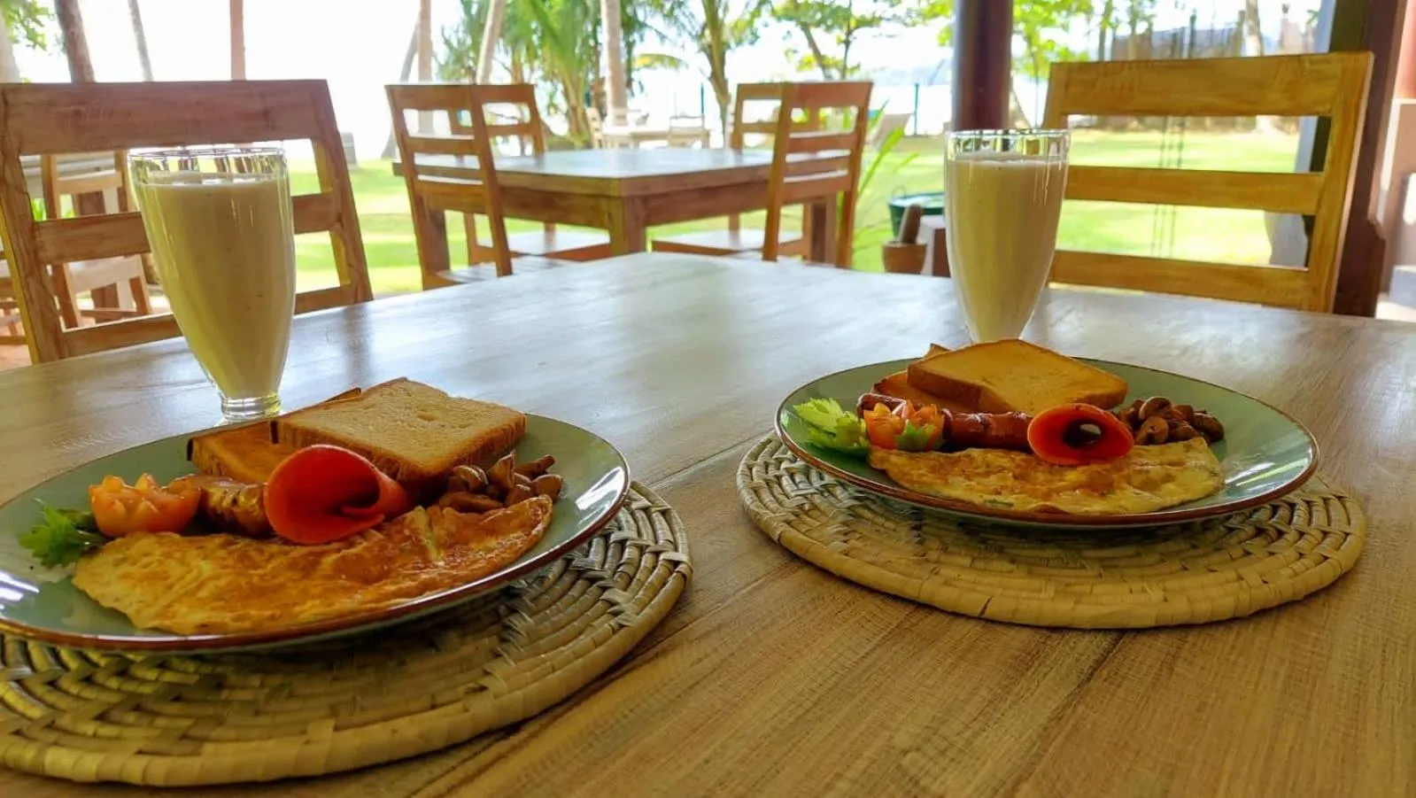 Breakfast in Esperanza Beach Mawella