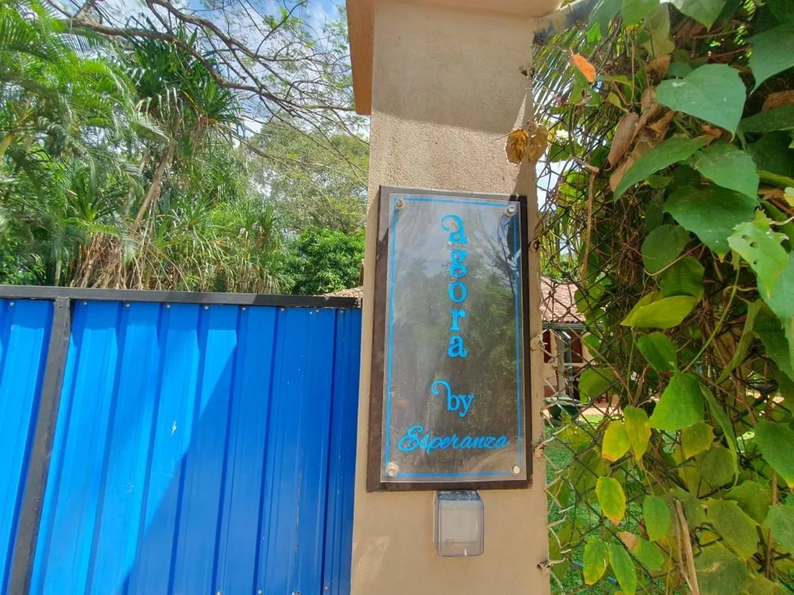 Facade/entrance in Esperanza Beach Mawella