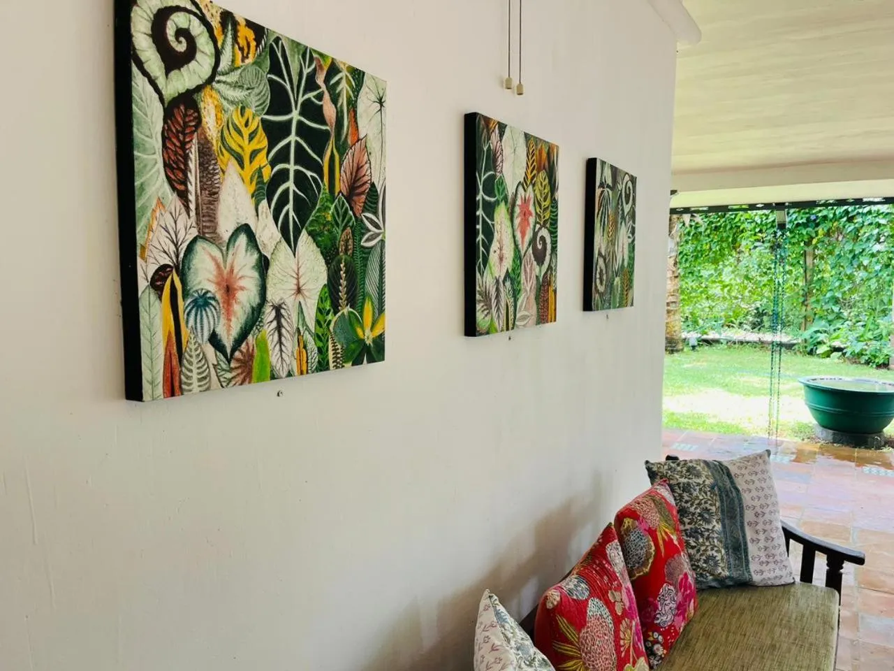 Decorative detail in Esperanza Beach Mawella