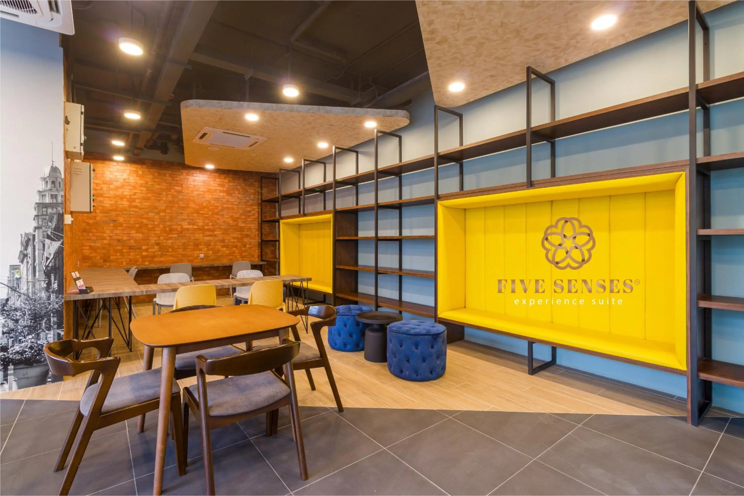 Lounge or bar in Neu Suites Residence Kuala Lumpur, Roam