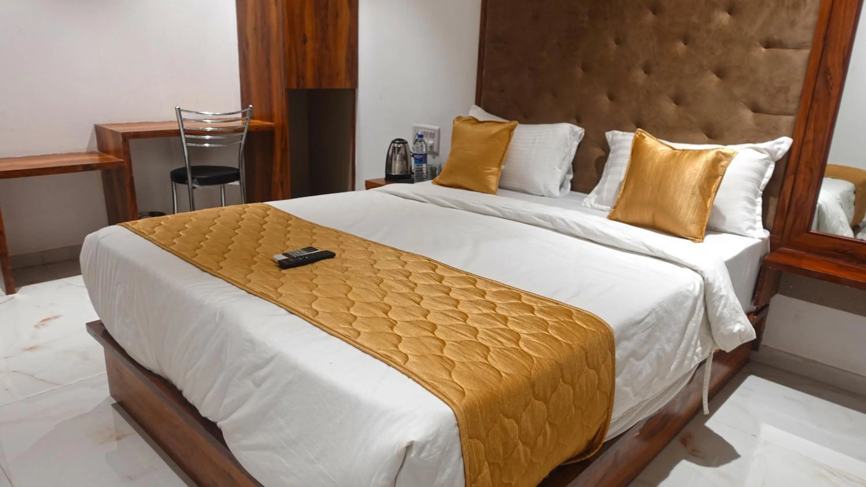 Bedroom, Bed in Hotel Palms Residency, Chembur Mumbai