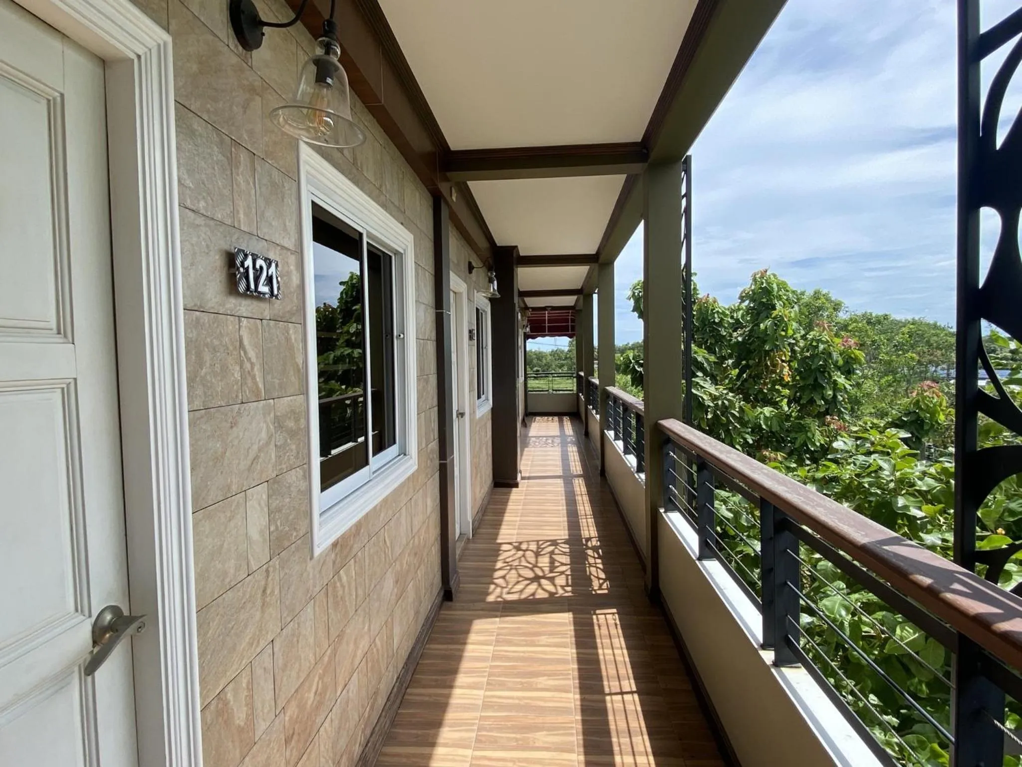 Balcony/Terrace in RoomQuest Chonburi Laem Chabang