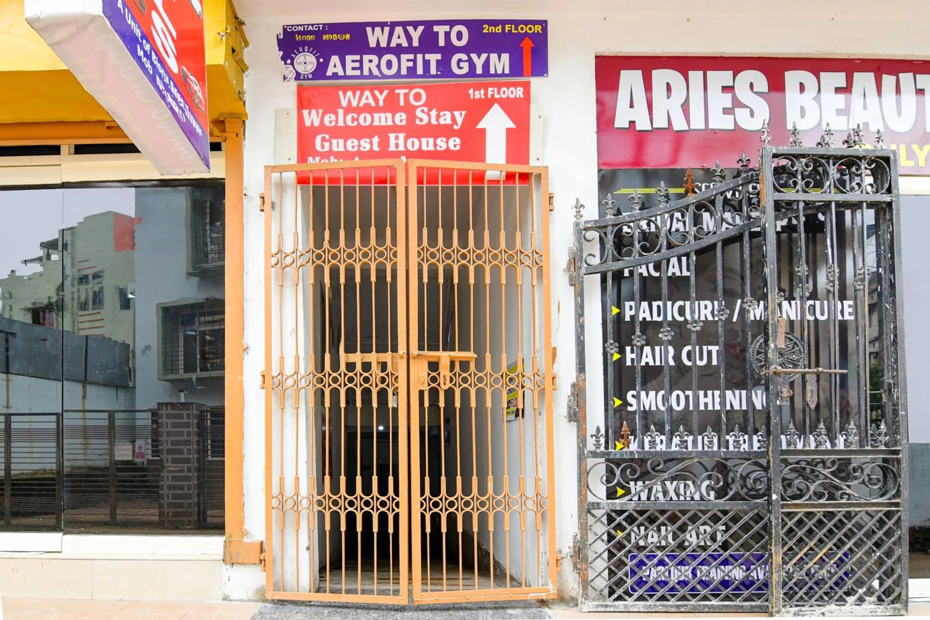 Facade/entrance in Hotel O Welcome Stay Guest House