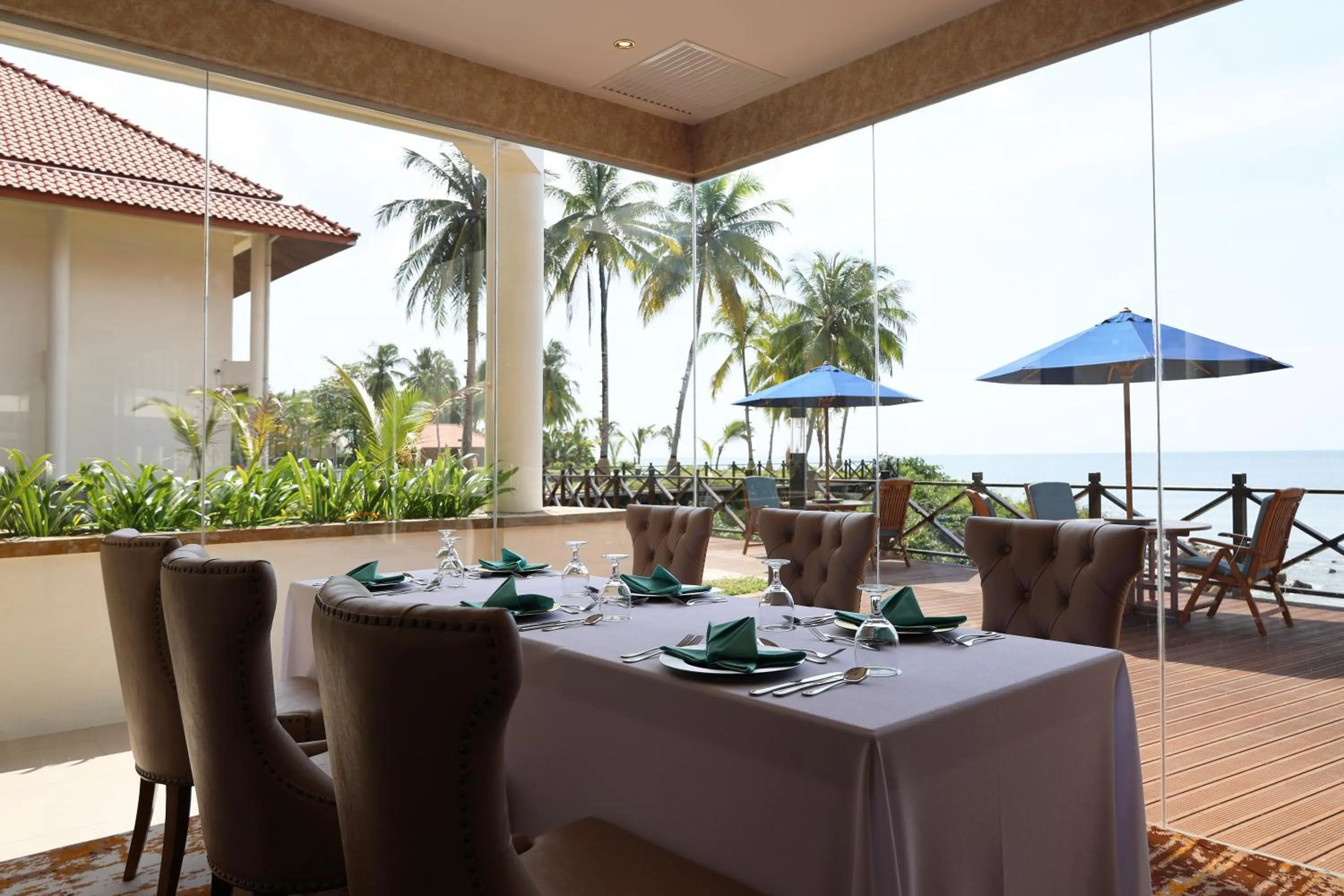 Restaurant/places to eat in Damai Lagoon Resort