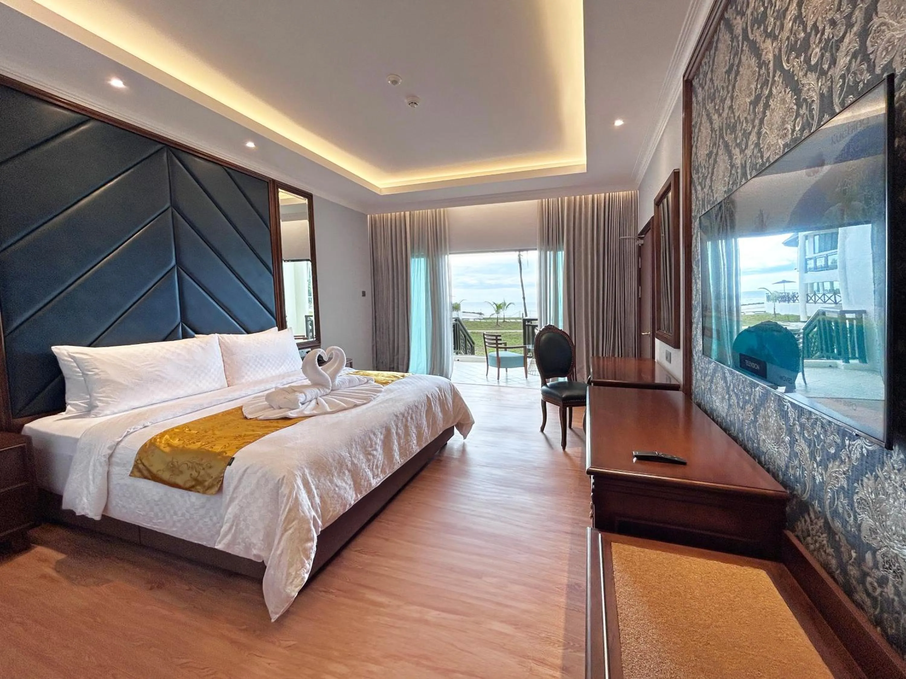 Bedroom, Bed in Damai Lagoon Resort