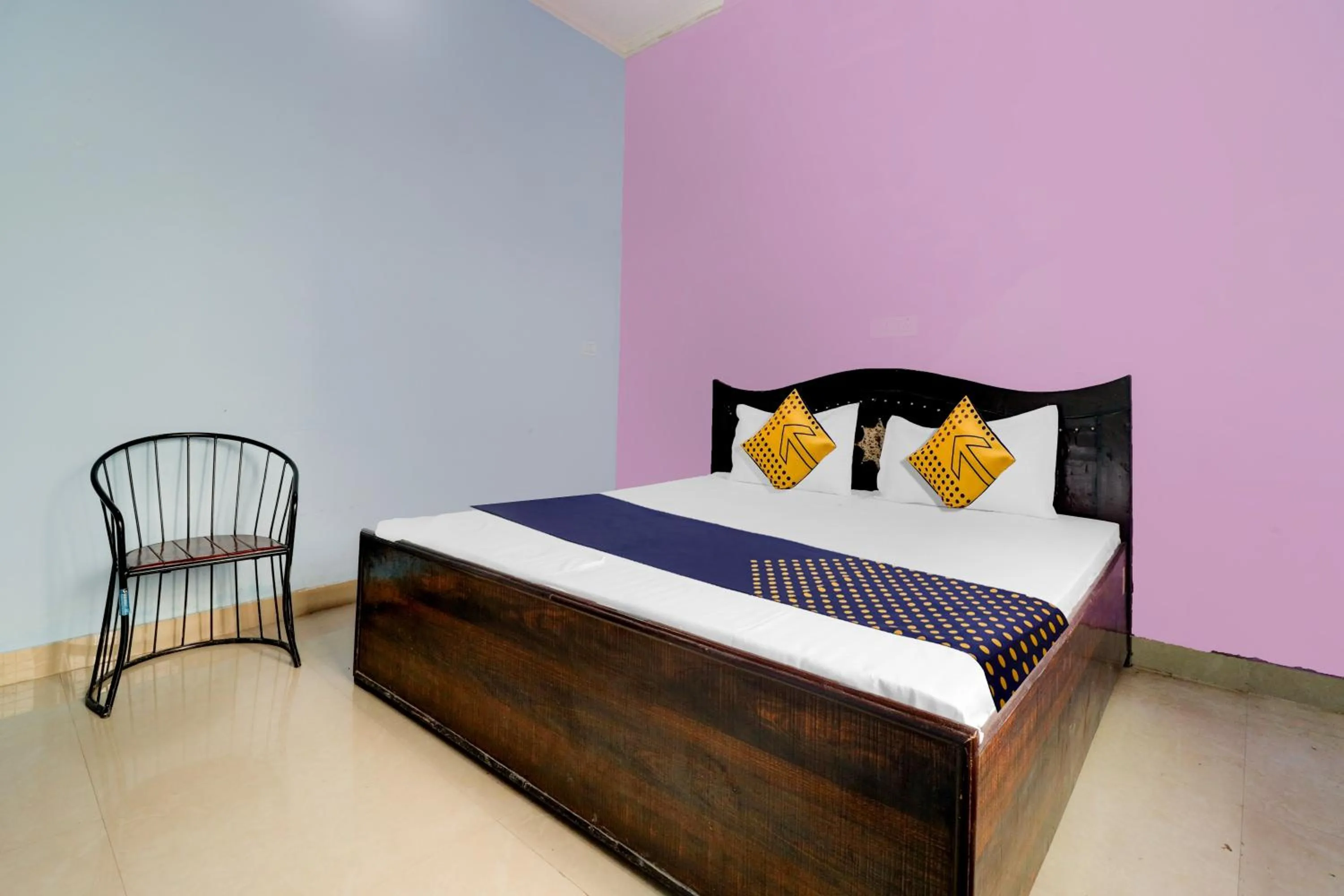 Bedroom in Hotel O Chaudhary Guest House