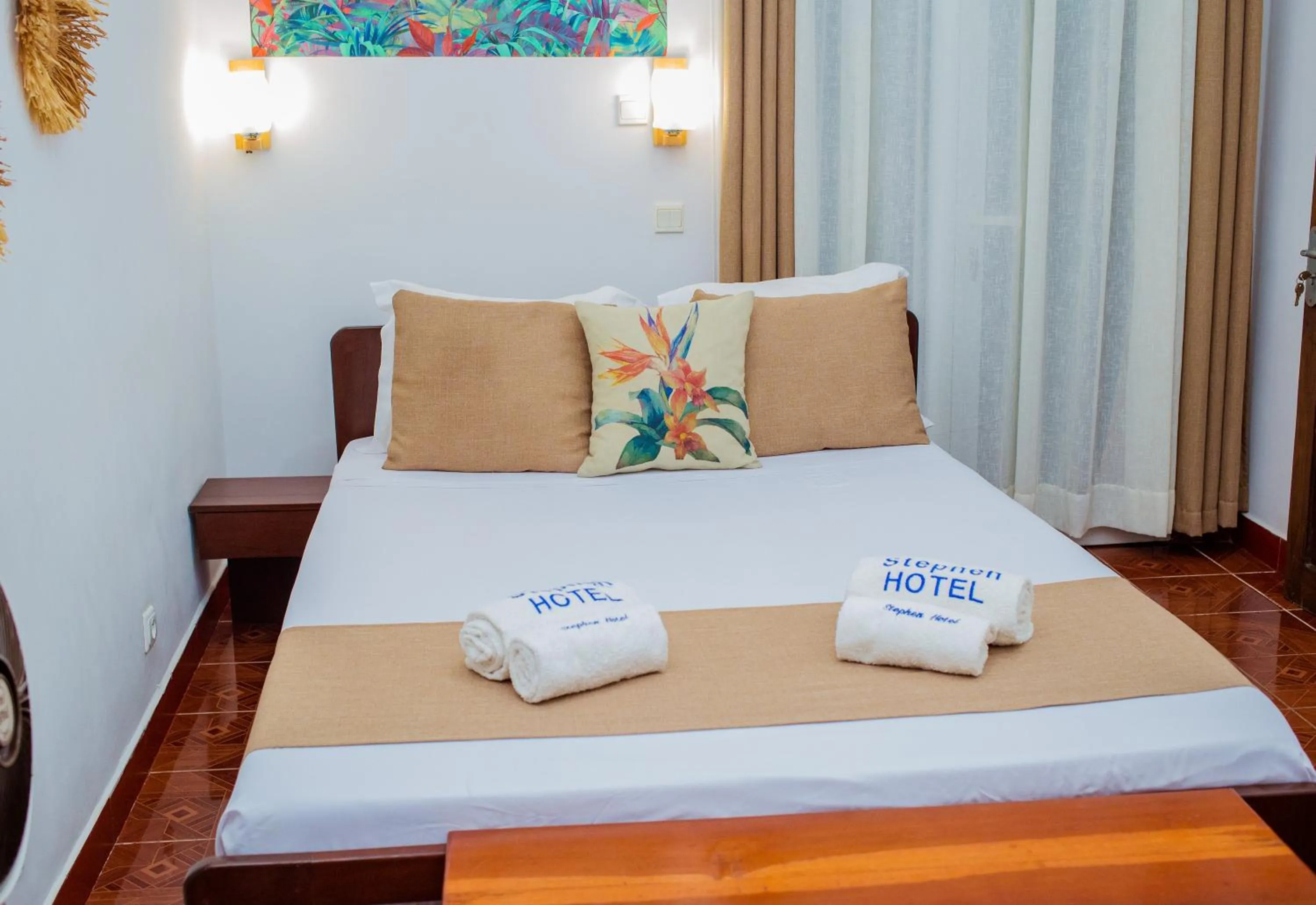 Bed in STEPHEN HOTEL