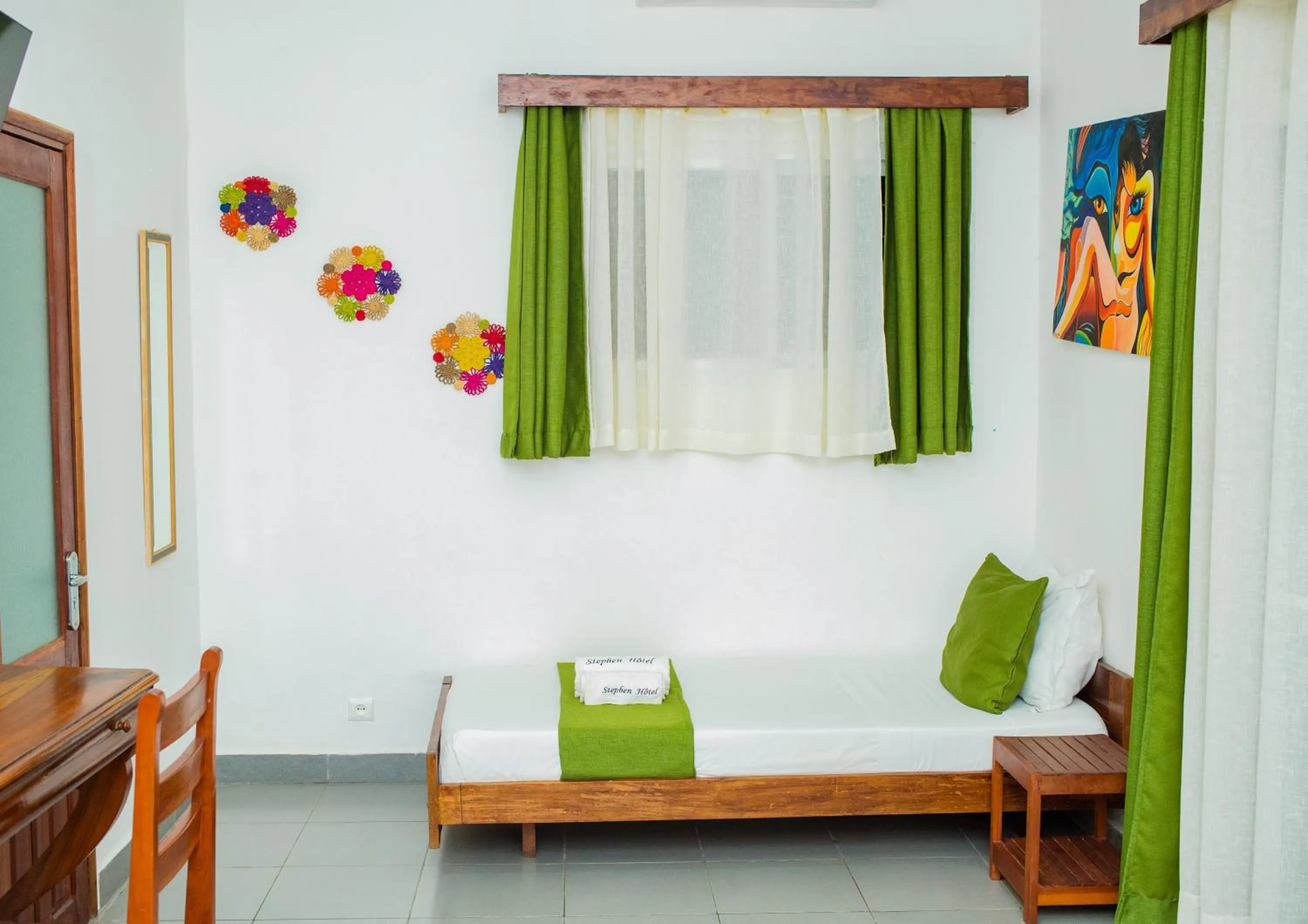 Bed in STEPHEN HOTEL