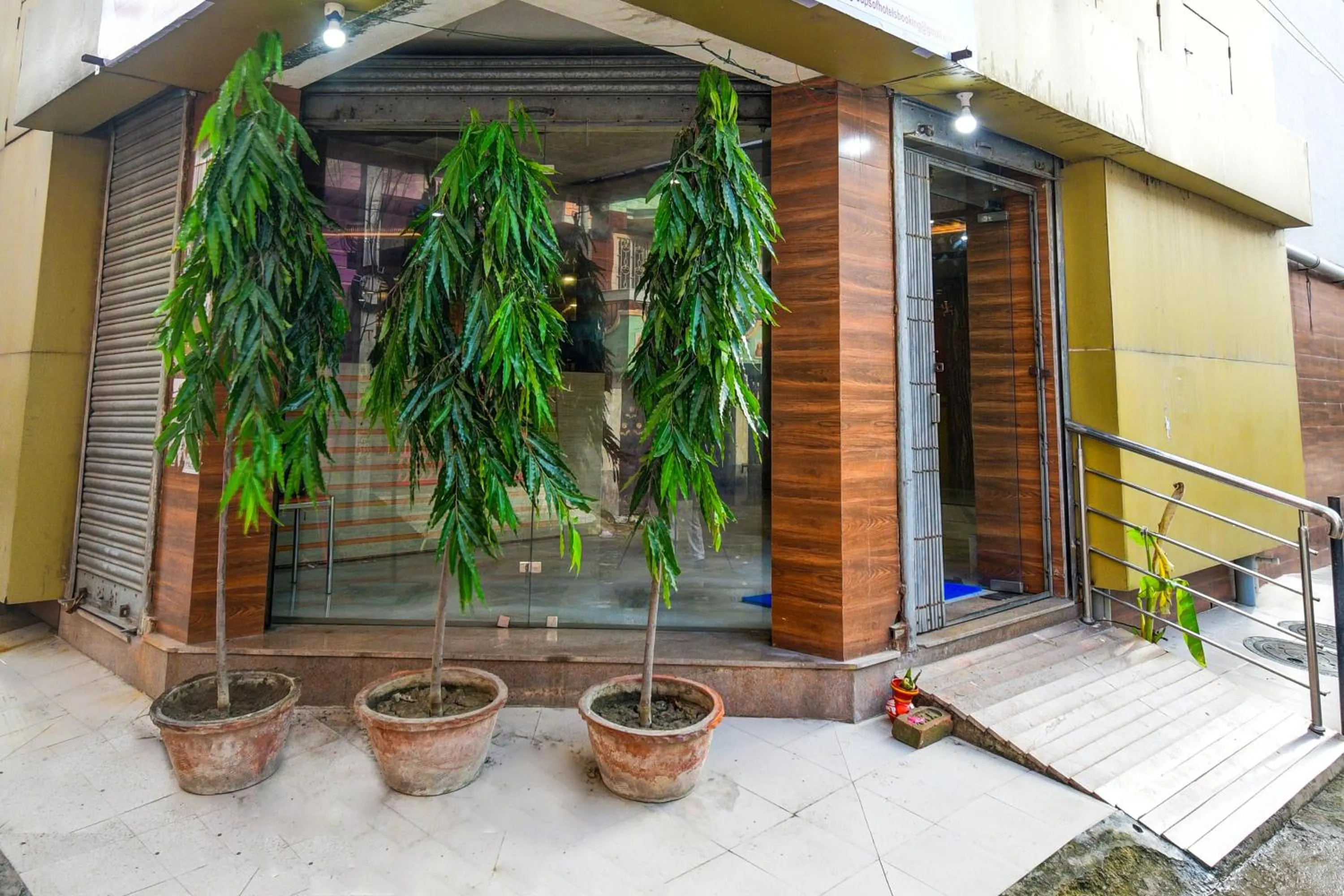 Facade/entrance in Super Hotel O Royal Inn