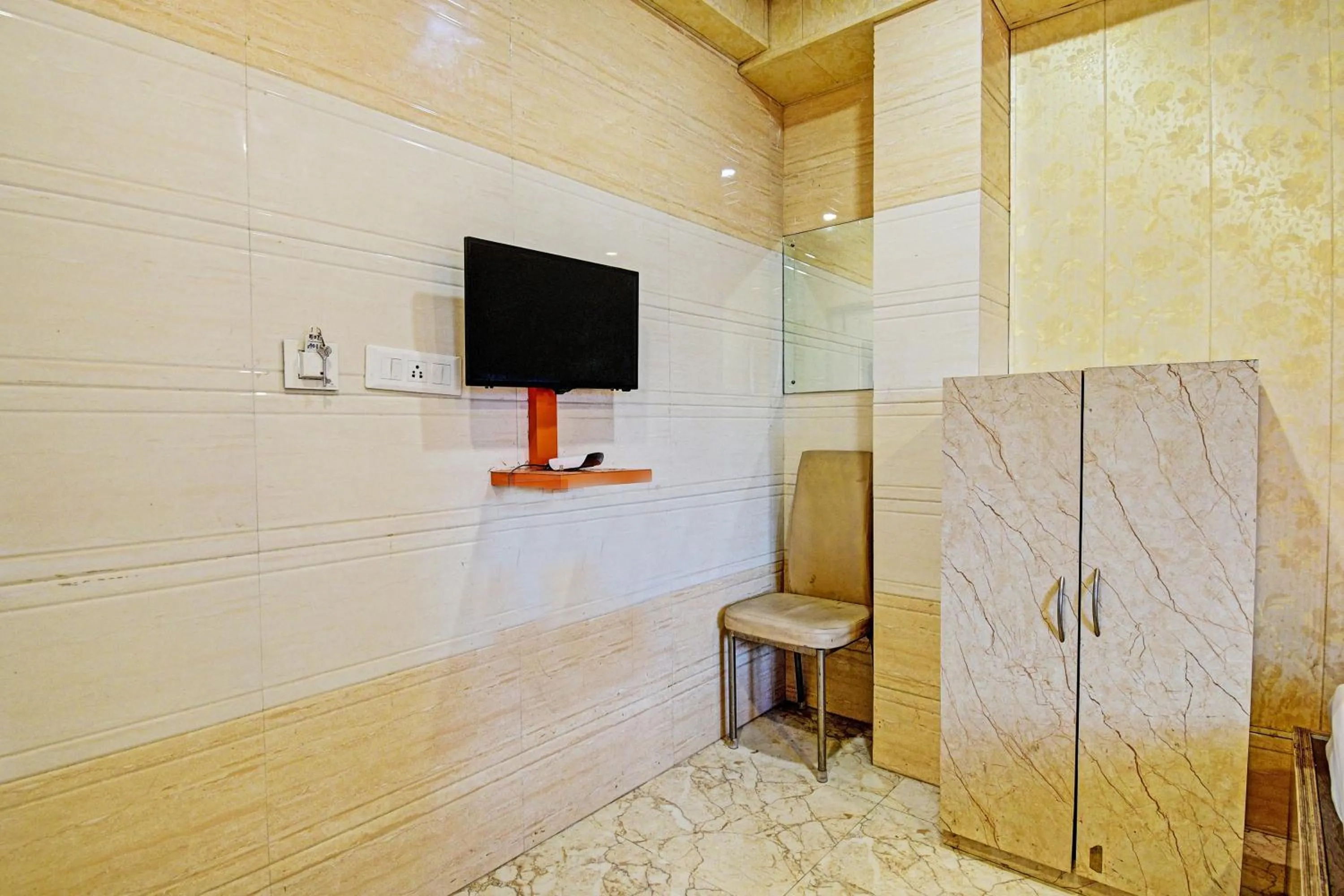 Bedroom in Super Hotel O Royal Inn