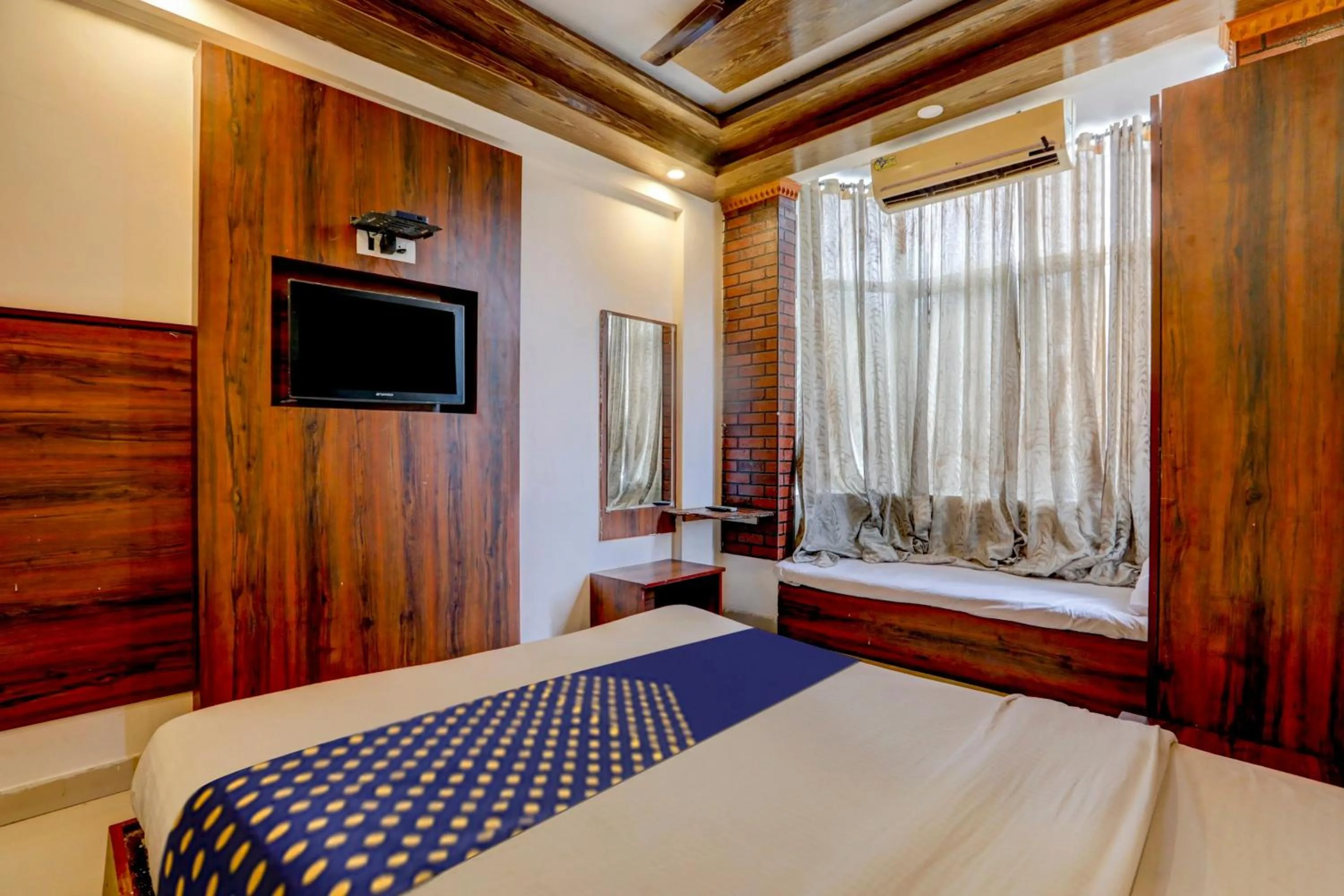 Facade/entrance in Hotel O Rajdhani Group Of Hotels