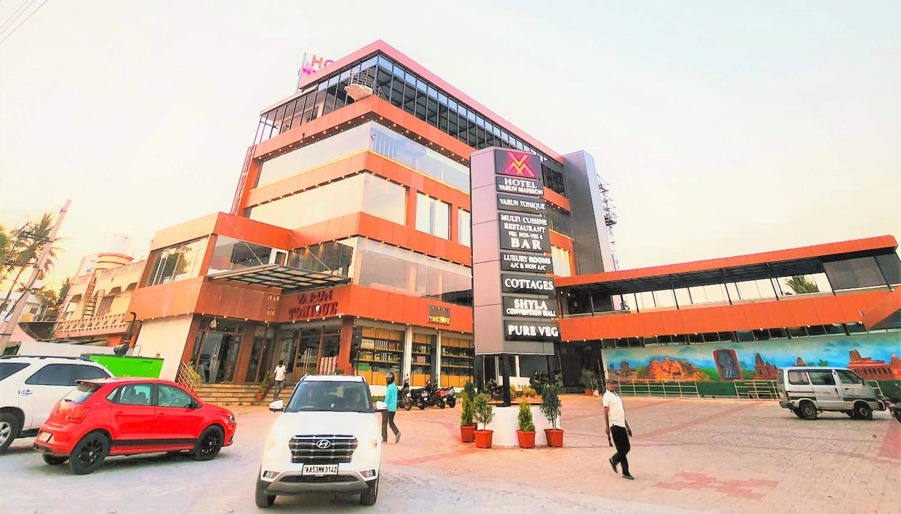 Hotel Varun Mansion Hassan