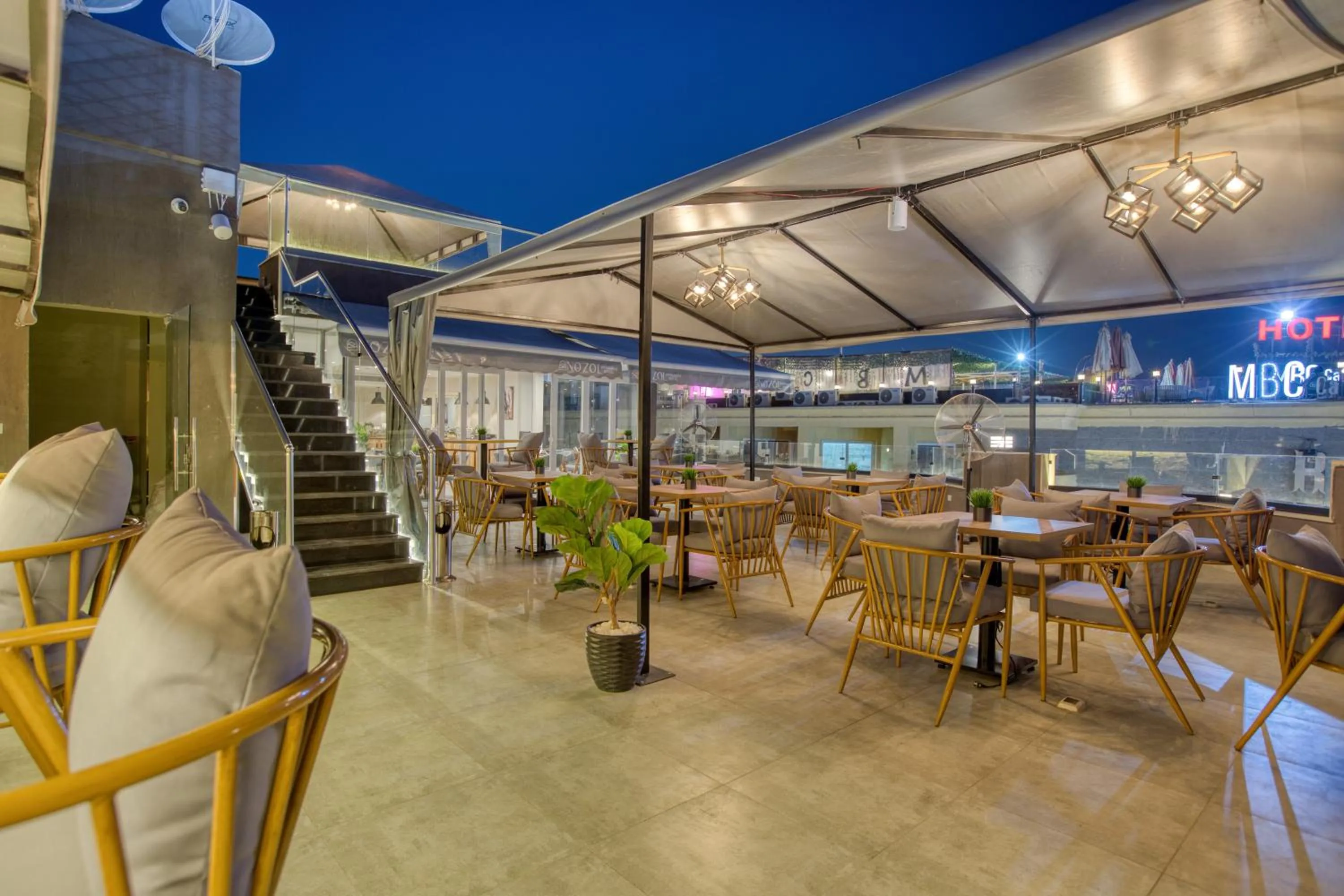 Restaurant/places to eat in Nozol Pyramids Hotel and Spa