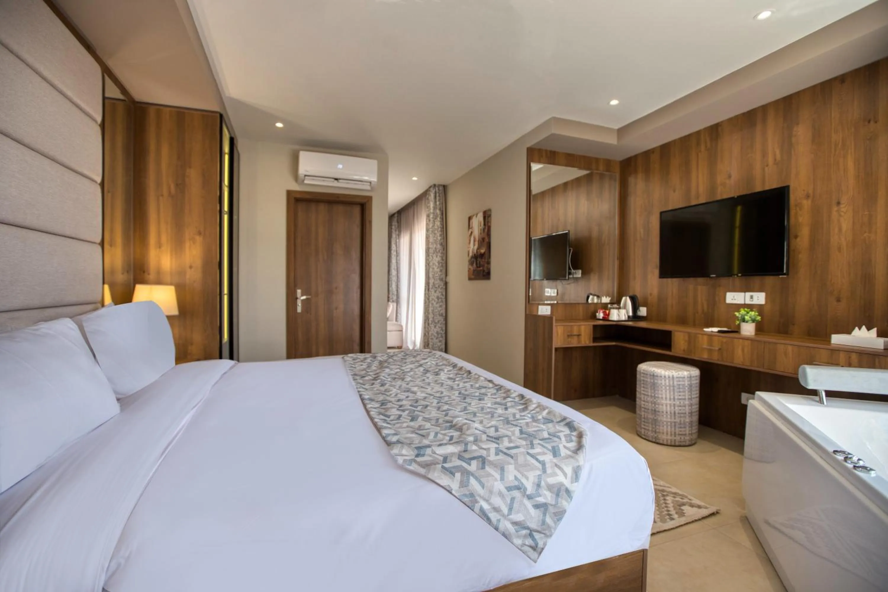 Photo of the whole room, Bed in Nozol Pyramids Hotel and Spa