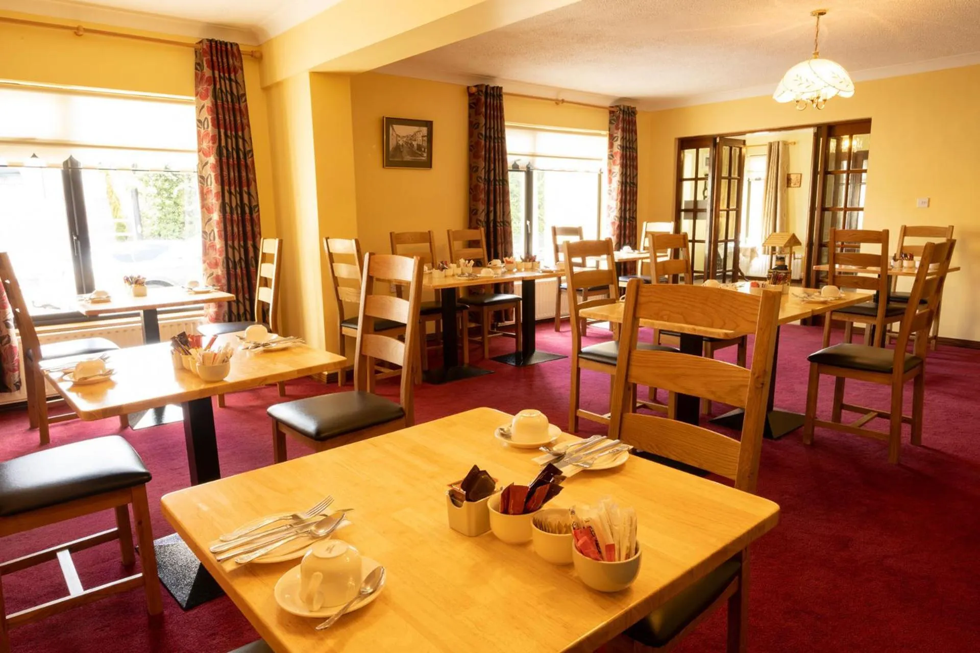 Restaurant/places to eat in Station House Bed & Breakfast