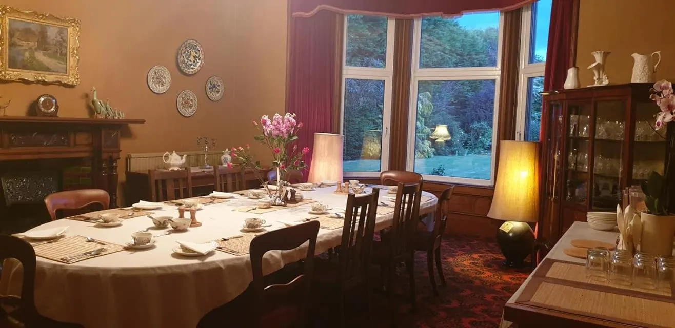 Dining area in Tali Ayer