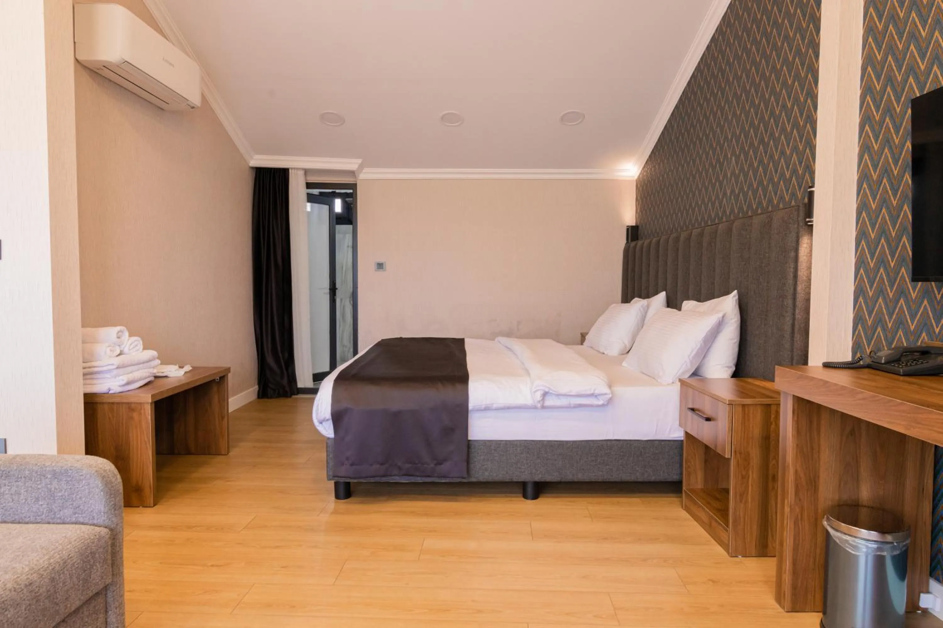 Bed in EÖB TAKSİM HOTEL