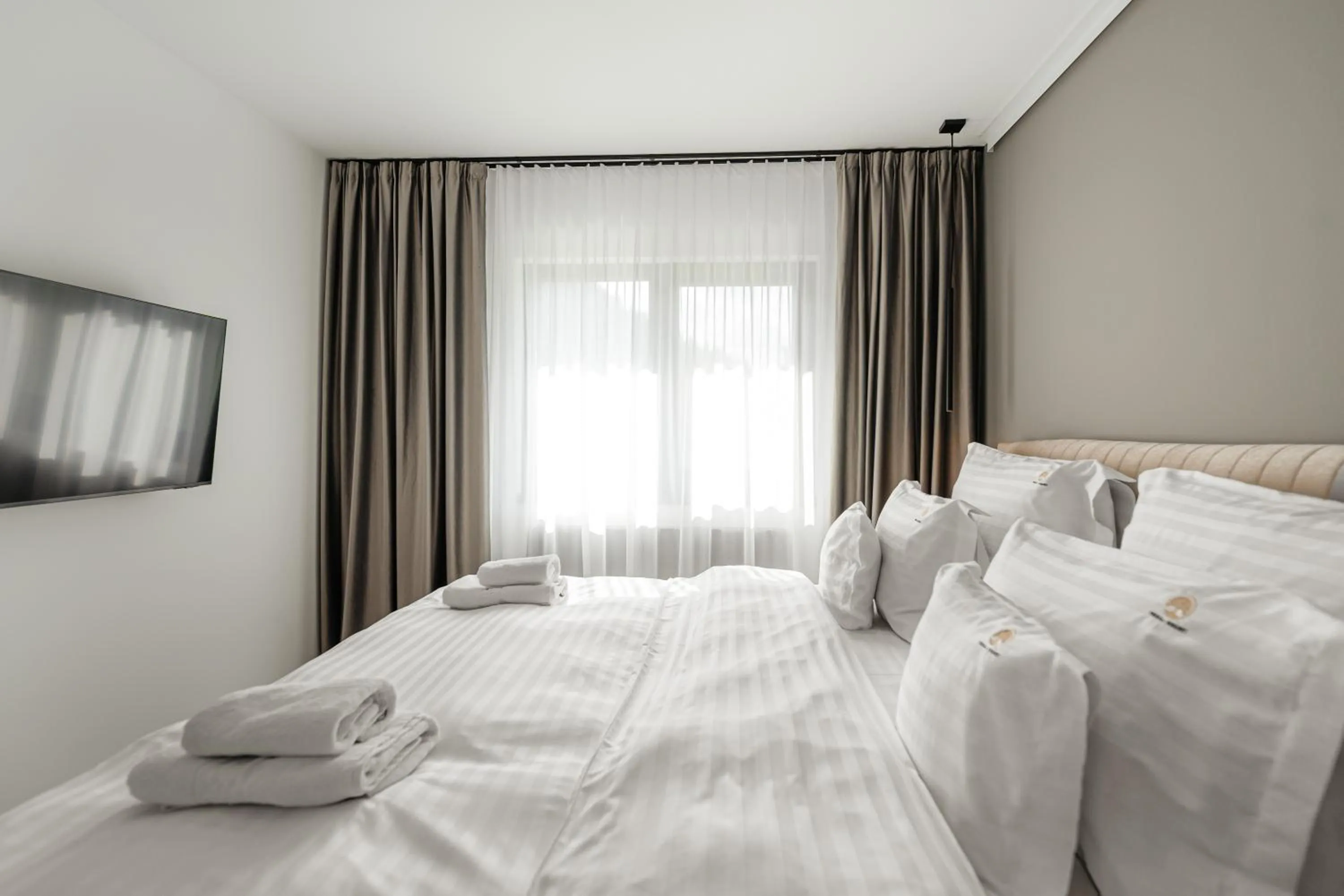 Bedroom, Bed in Terra Resort