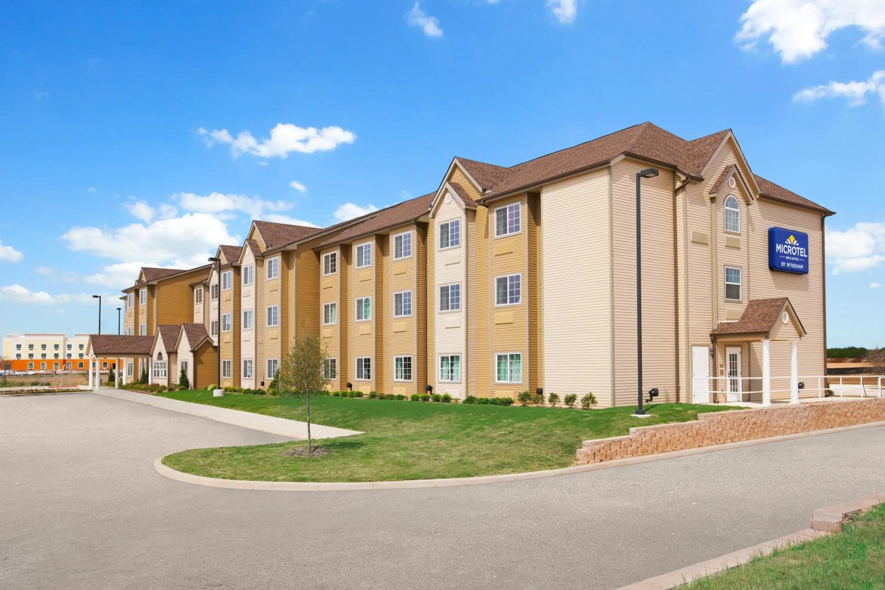 Property building in Microtel Inn & Suites Cotulla