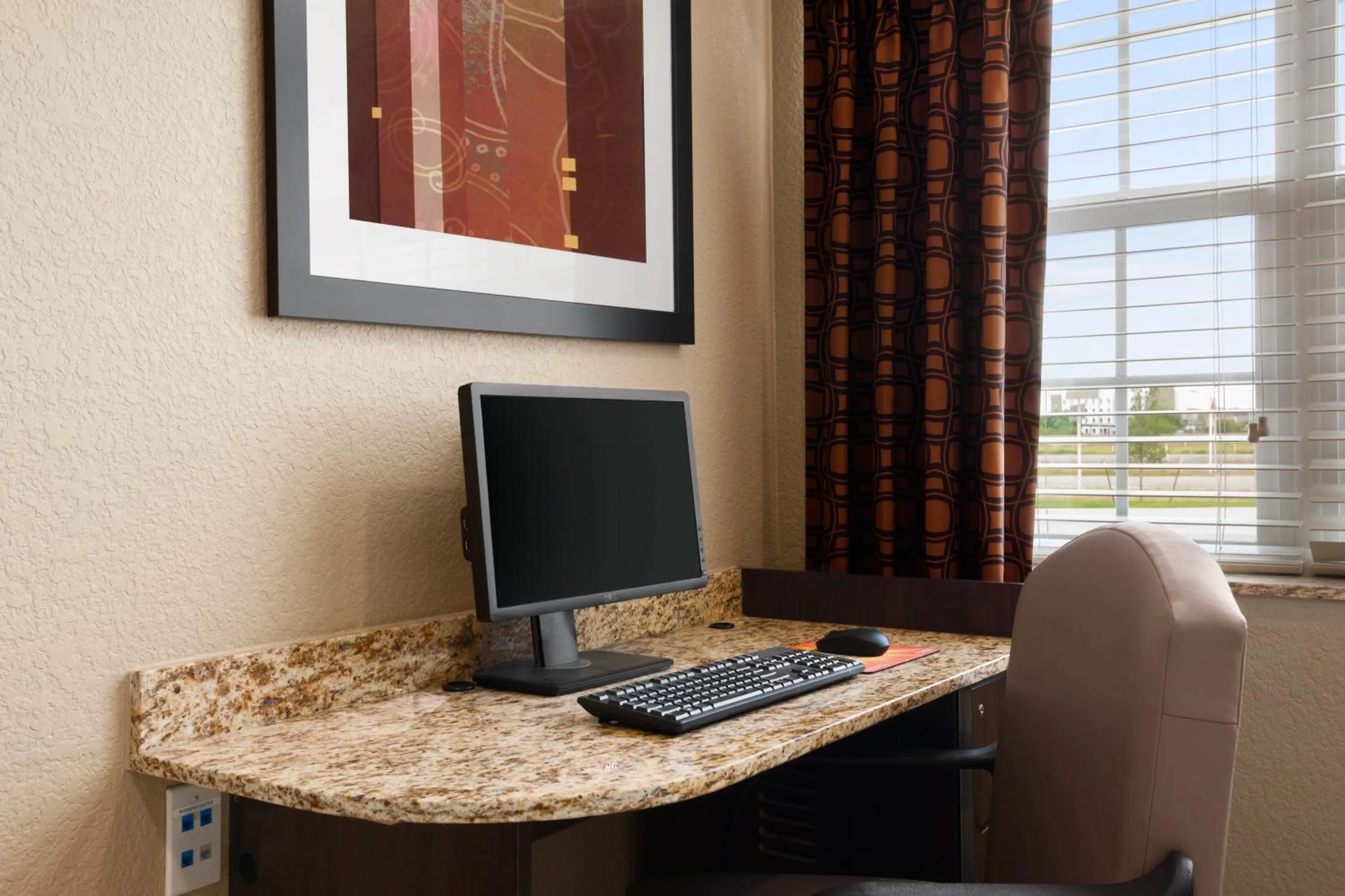 Business facilities in Microtel Inn & Suites Cotulla