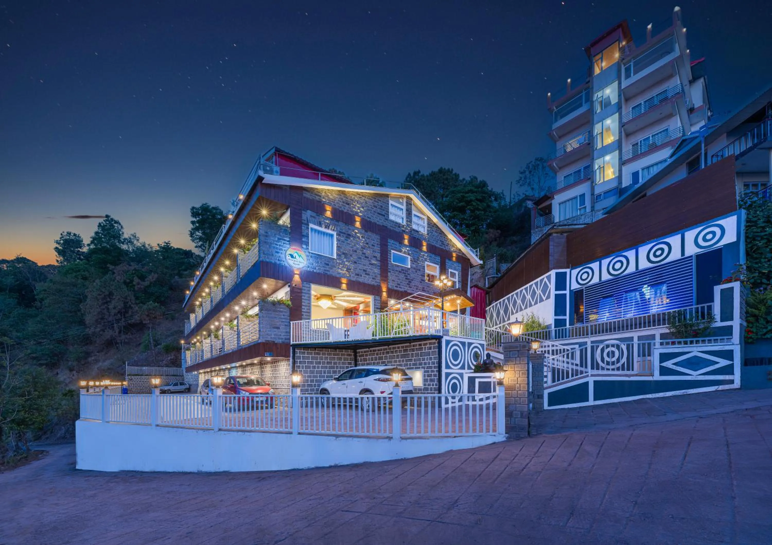 Property building in Hotel Wood Stock Luxury - A Boutique Property - Penthouse - Open Air Restaurant & Terrace