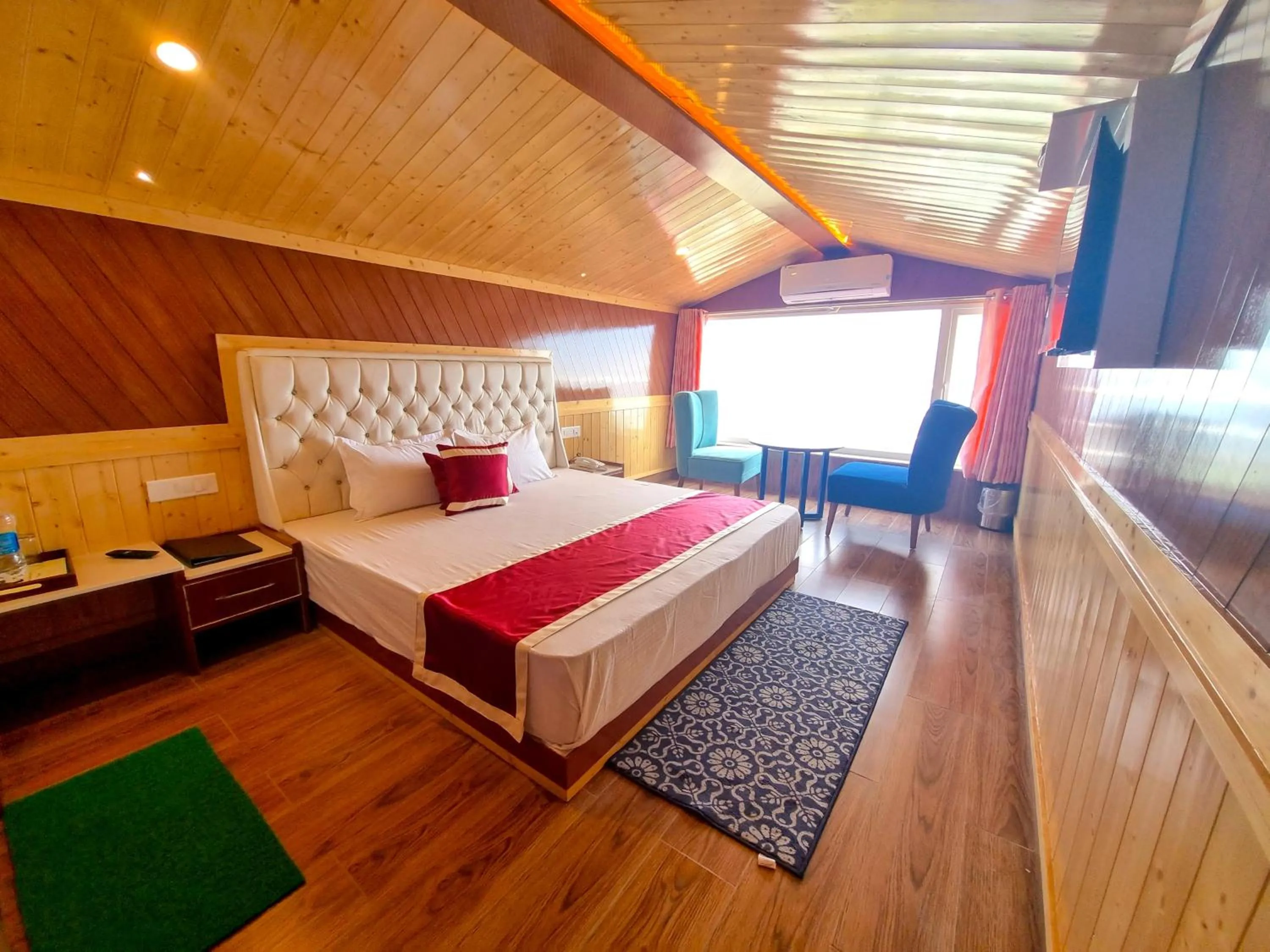 Bed in Hotel Wood Stock Luxury - A Boutique Property - Penthouse - Open Air Restaurant & Terrace