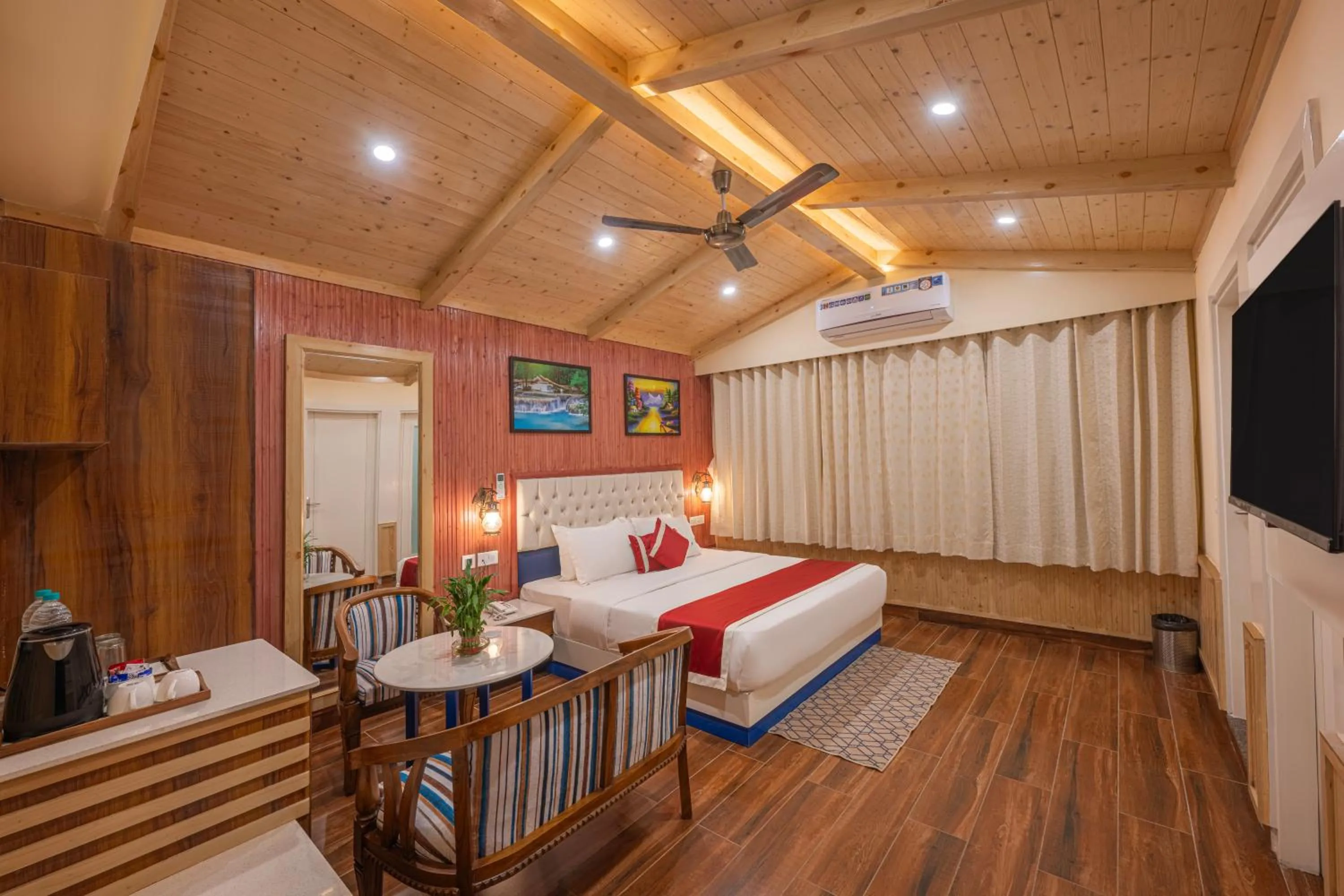 Bed in Hotel Wood Stock Luxury - A Boutique Property - Penthouse - Open Air Restaurant & Terrace