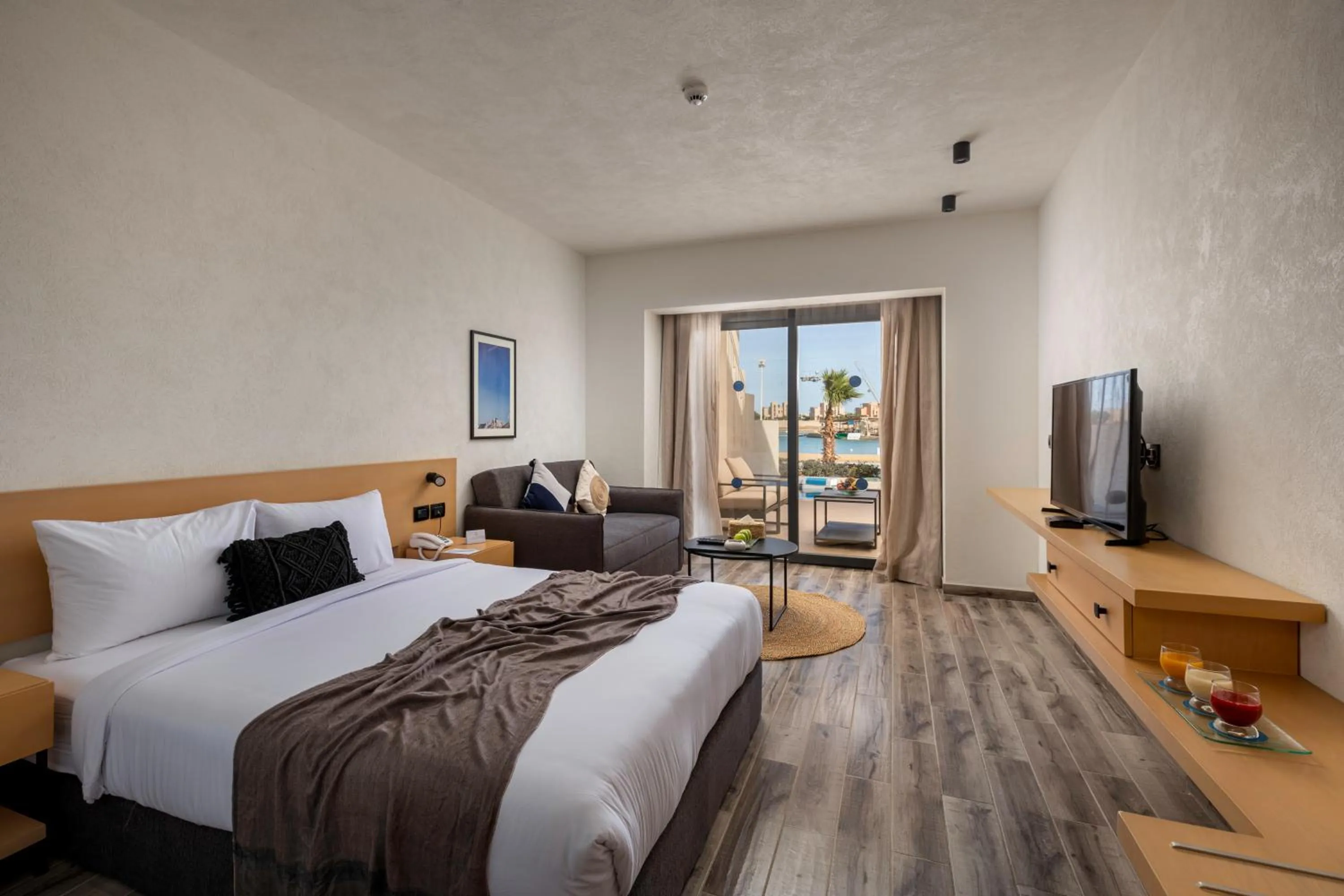 Bed in Creek Hotel and Residences El Gouna