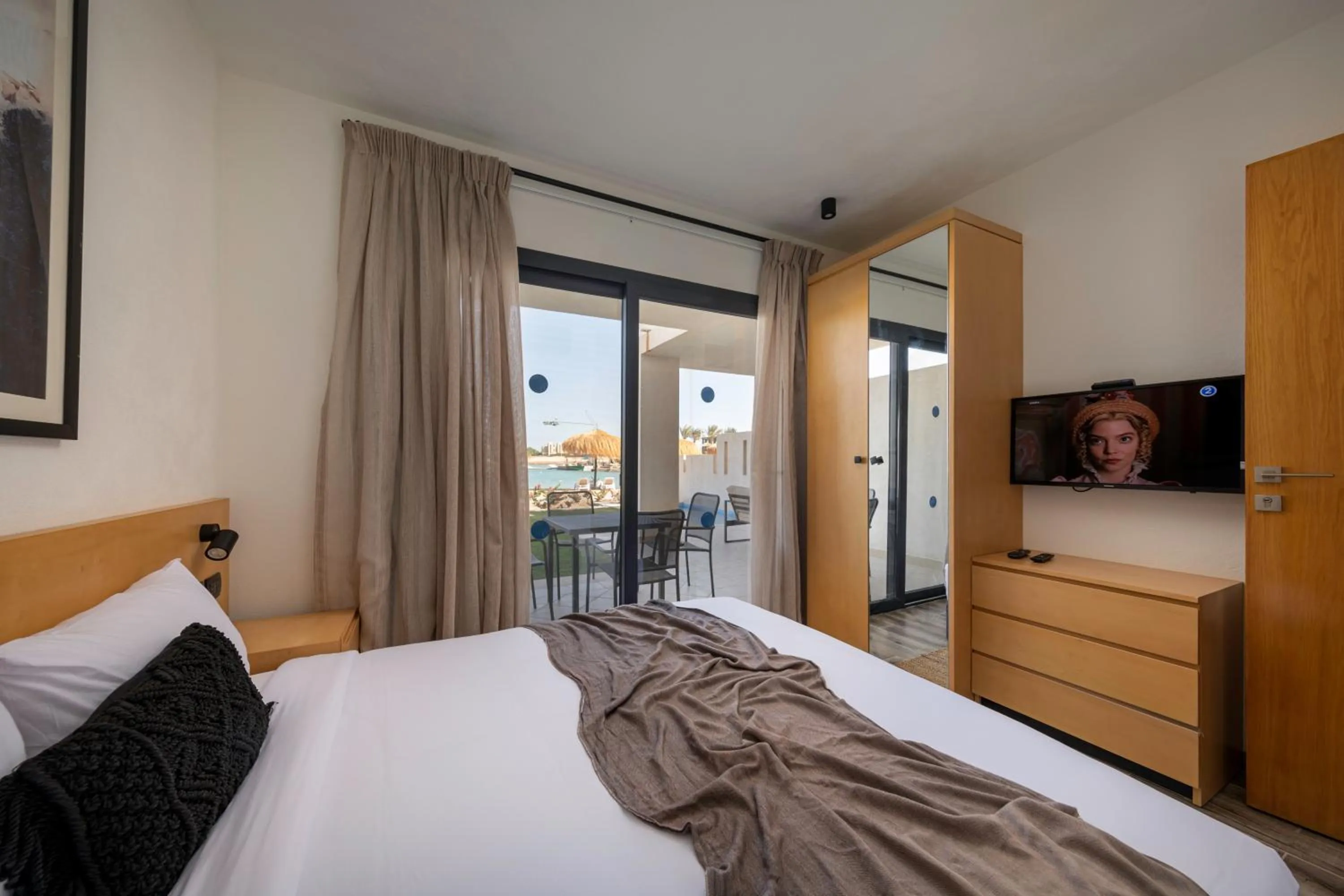 Bed in Creek Hotel and Residences El Gouna