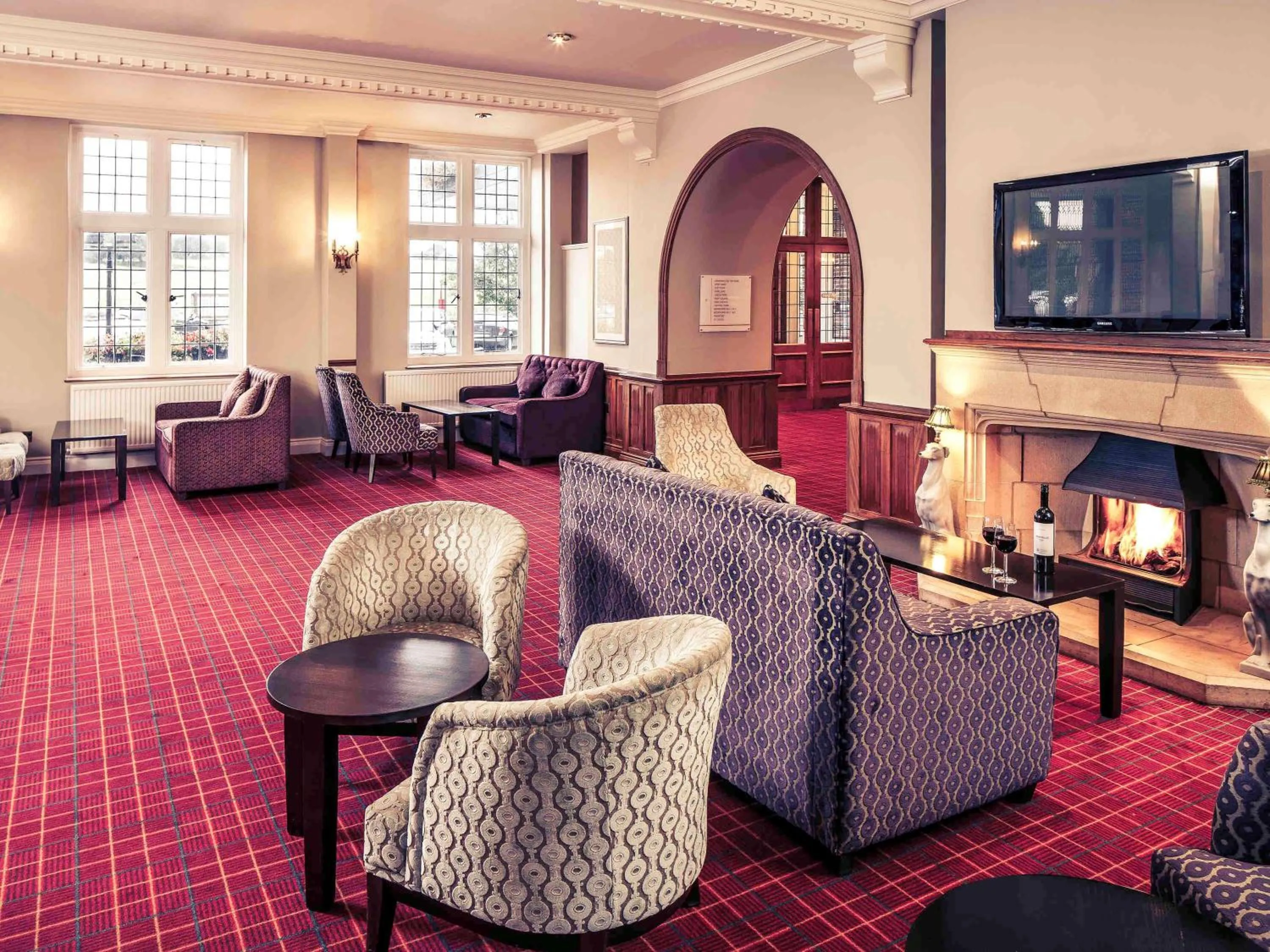 Lounge or bar, Lounge/Bar in Mercure Leeds Parkway Hotel