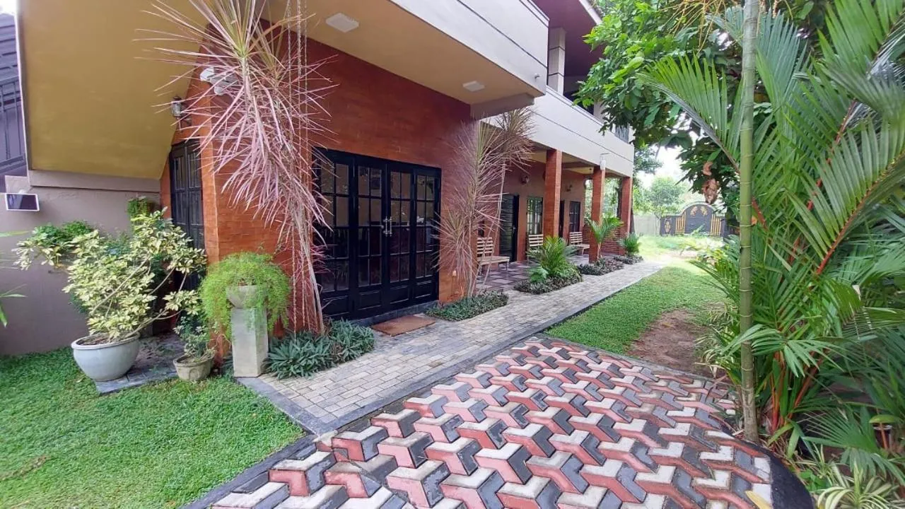 Property building in Edwin's Airport Garden