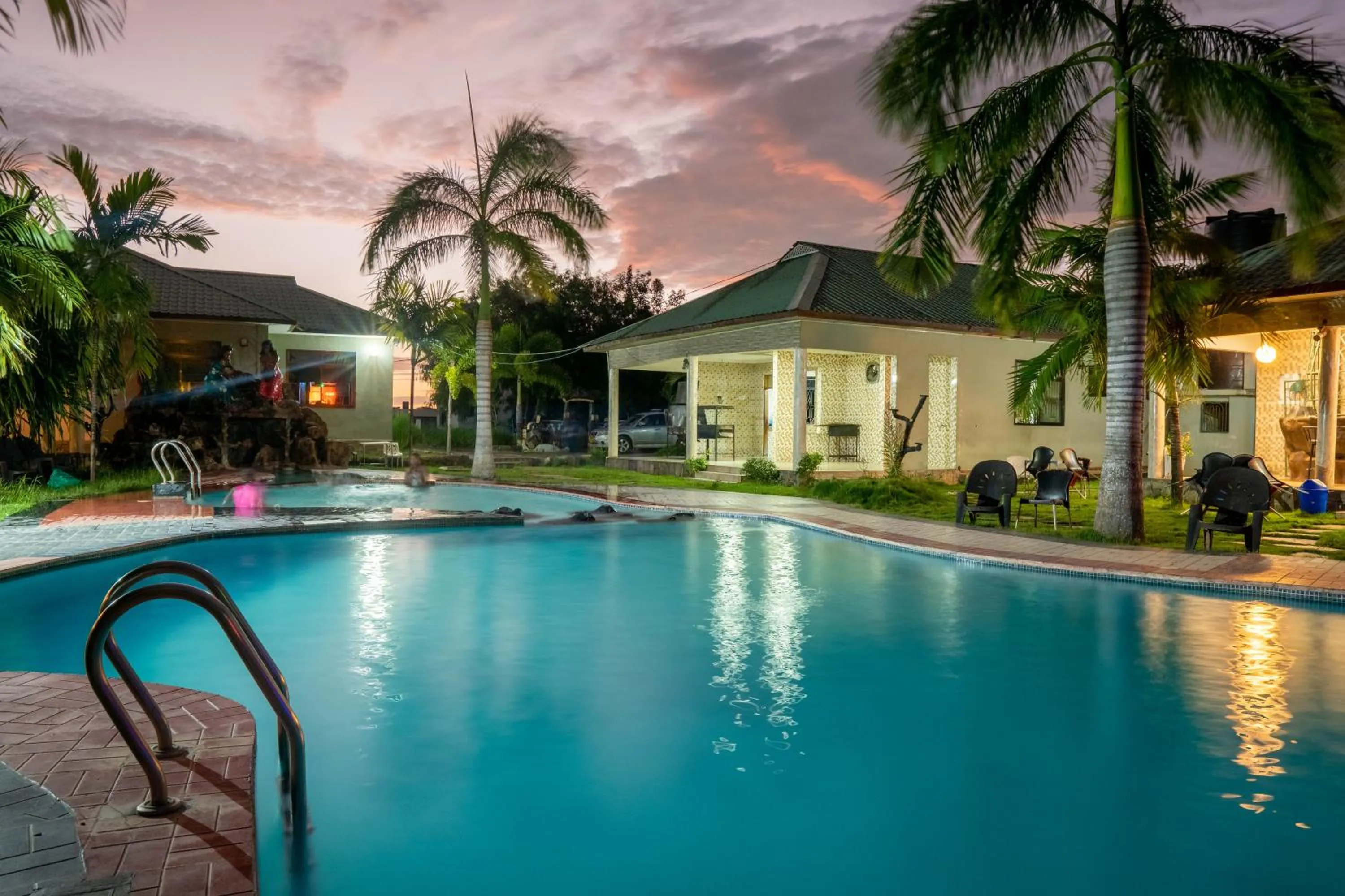 Swimming pool in Paradiso Hotels & Resorts