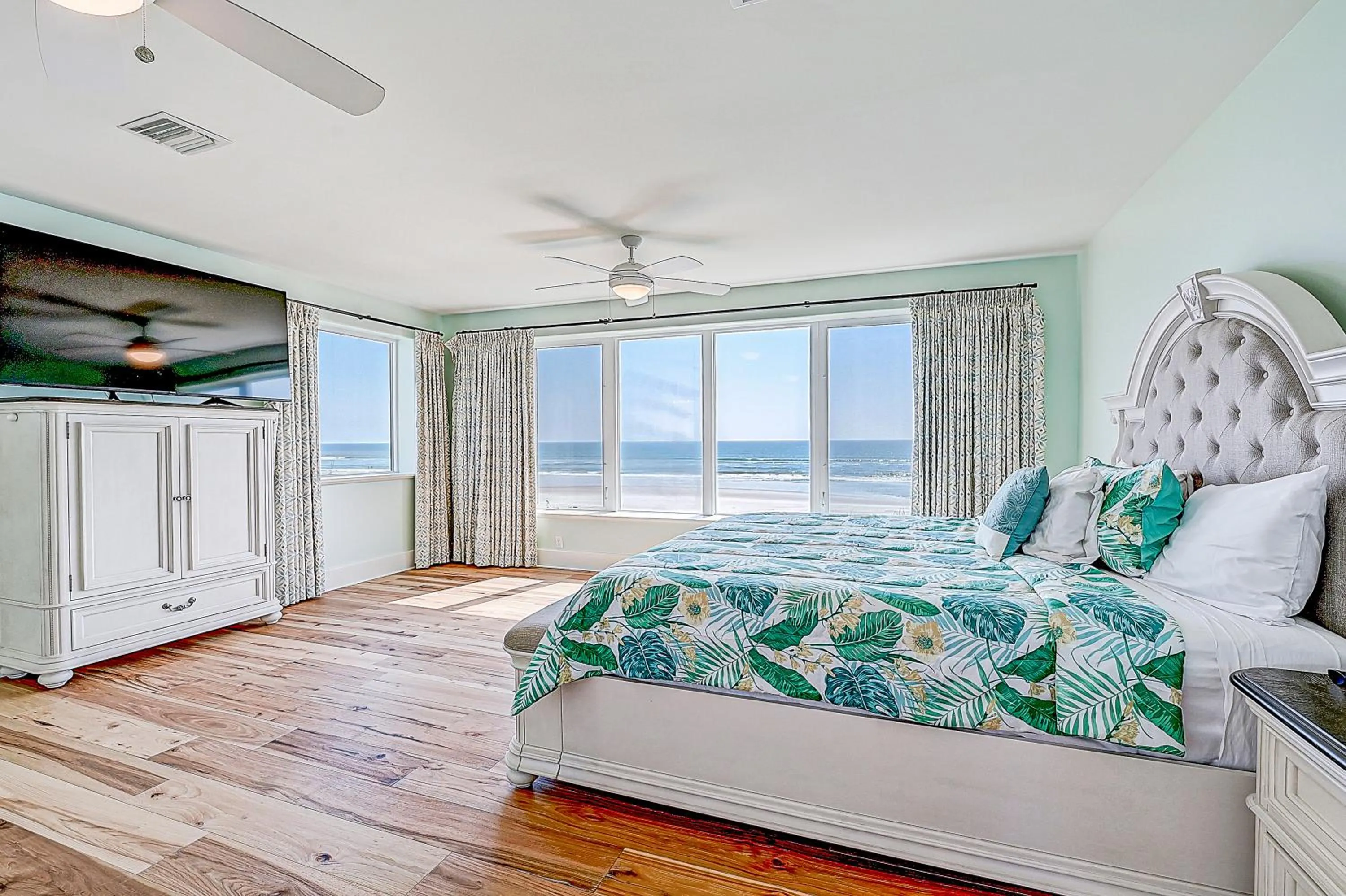 Other, Bed in Ocean Paradise