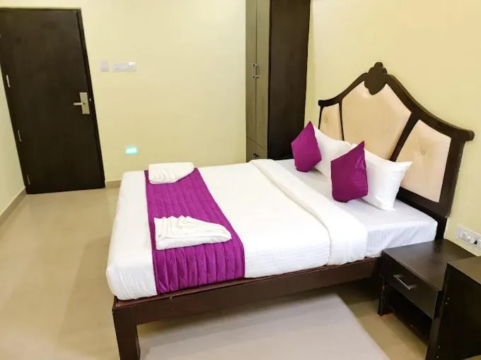 Bed in Al Noor Residency Business Class Hotel