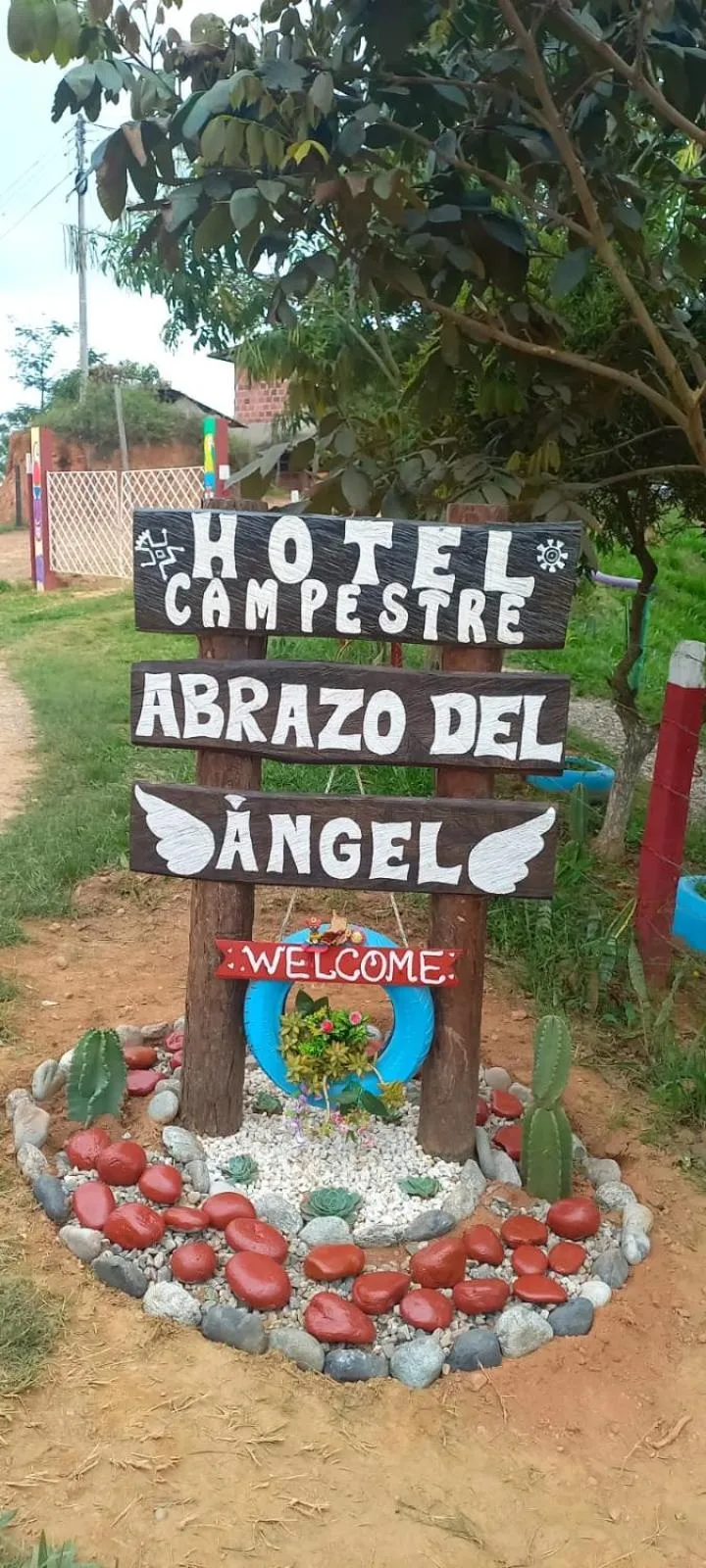 HOTEL CAMPESTRE ABRAZO DEL ANGEL