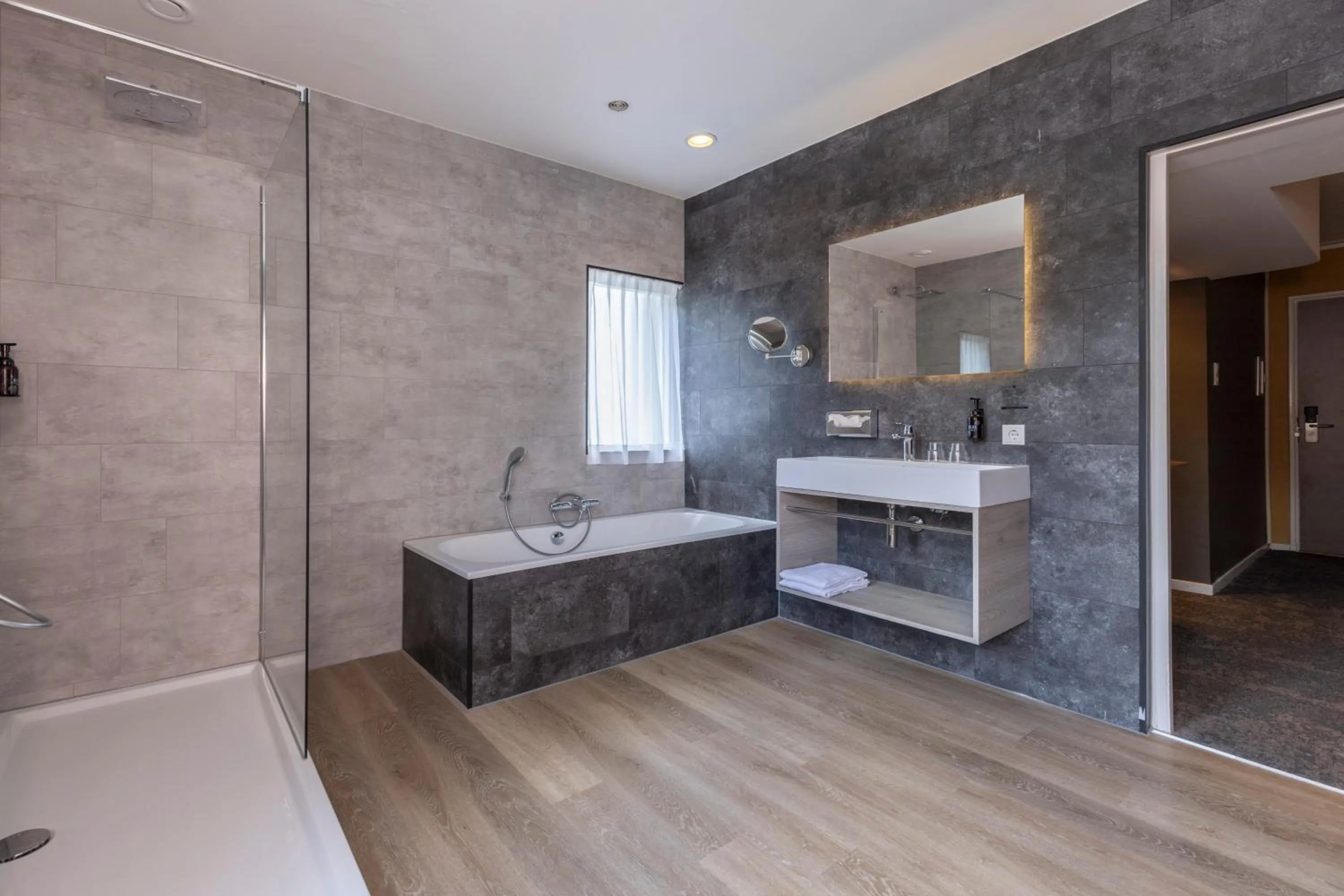 Bathroom in Fletcher Hotel Restaurant Erica