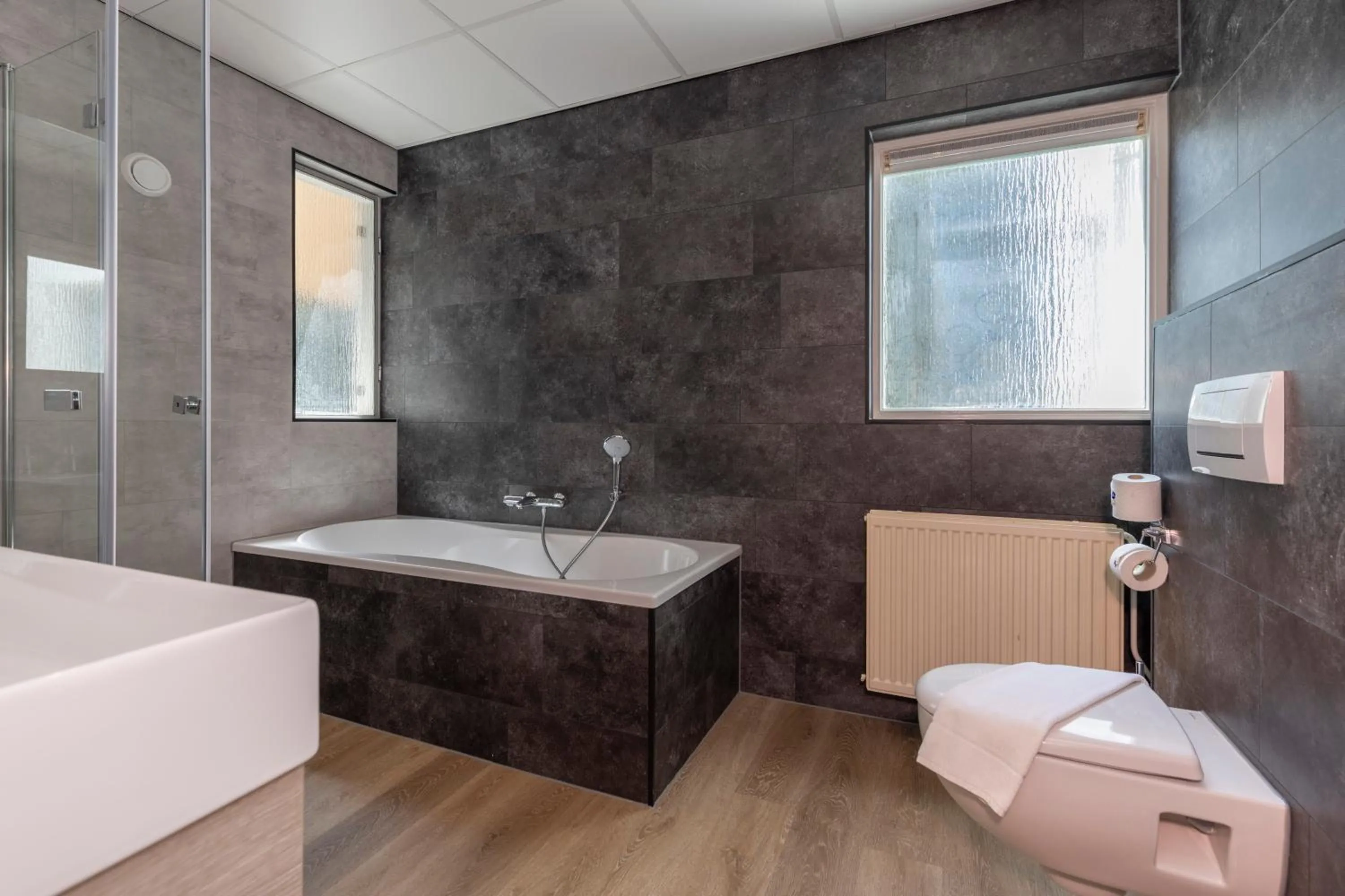 Bathroom in Fletcher Hotel Restaurant Erica