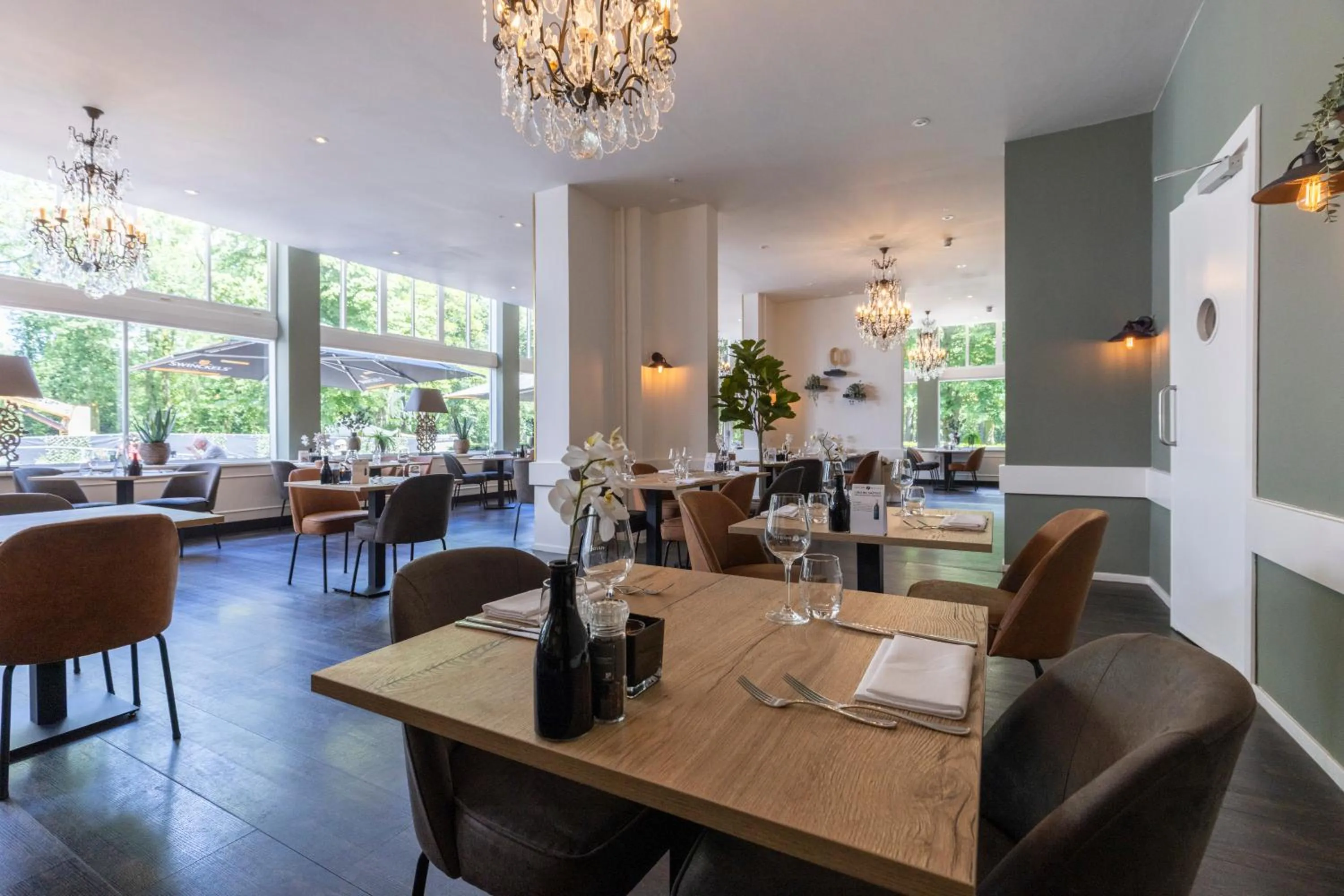 Restaurant/places to eat in Fletcher Hotel Restaurant Erica