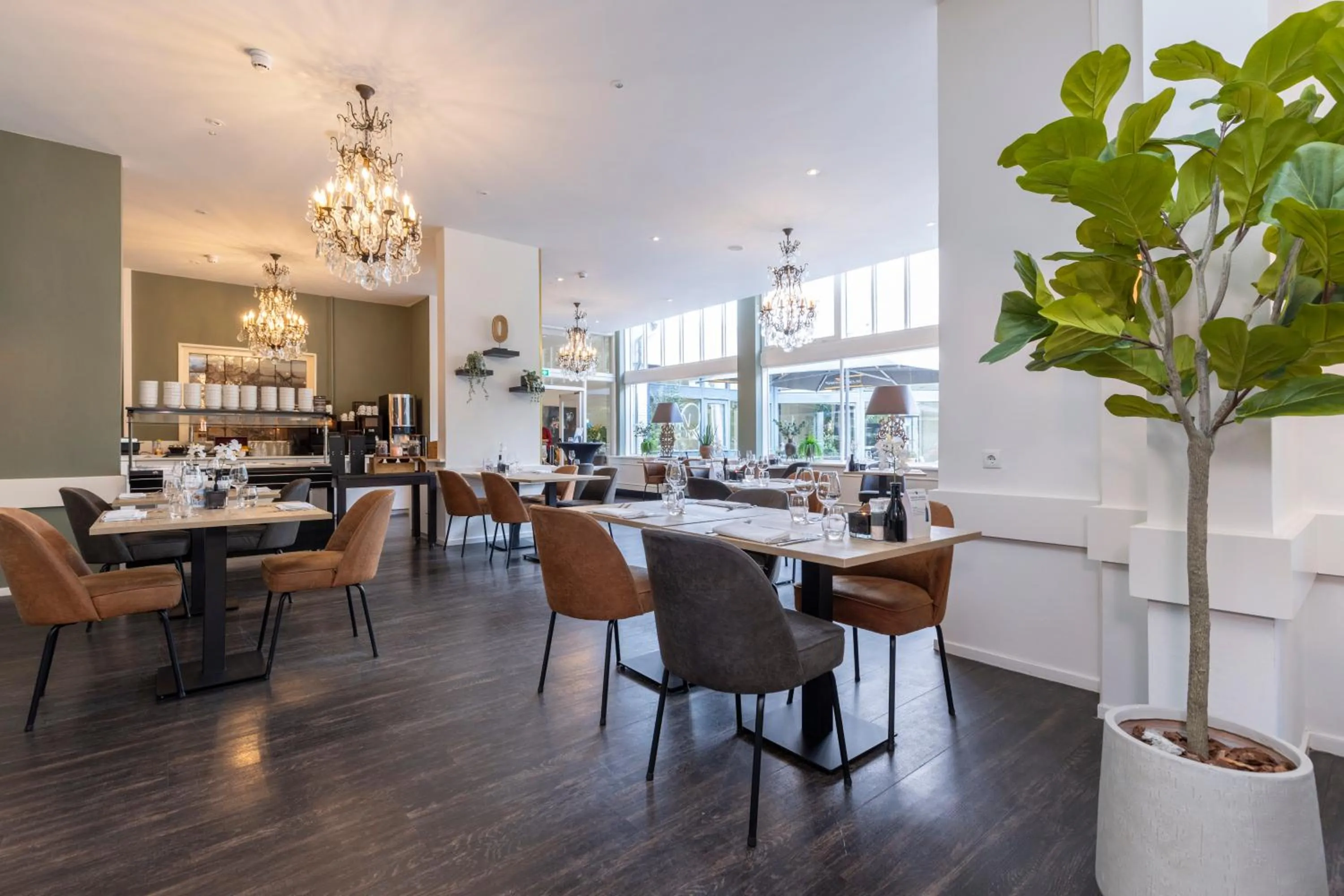 Restaurant/places to eat in Fletcher Hotel Restaurant Erica