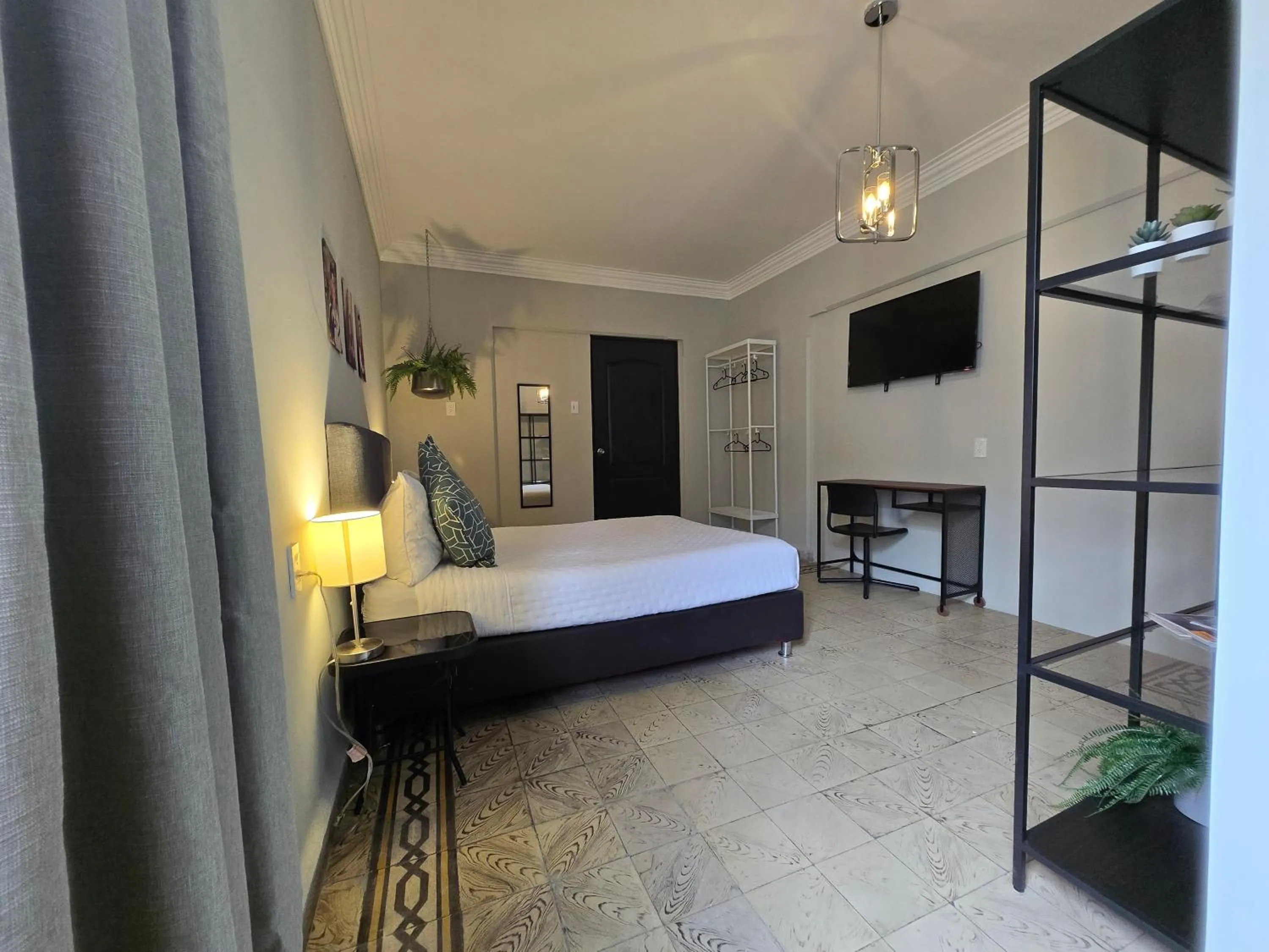 Photo of the whole room, Bed in Singular Centro Histórico