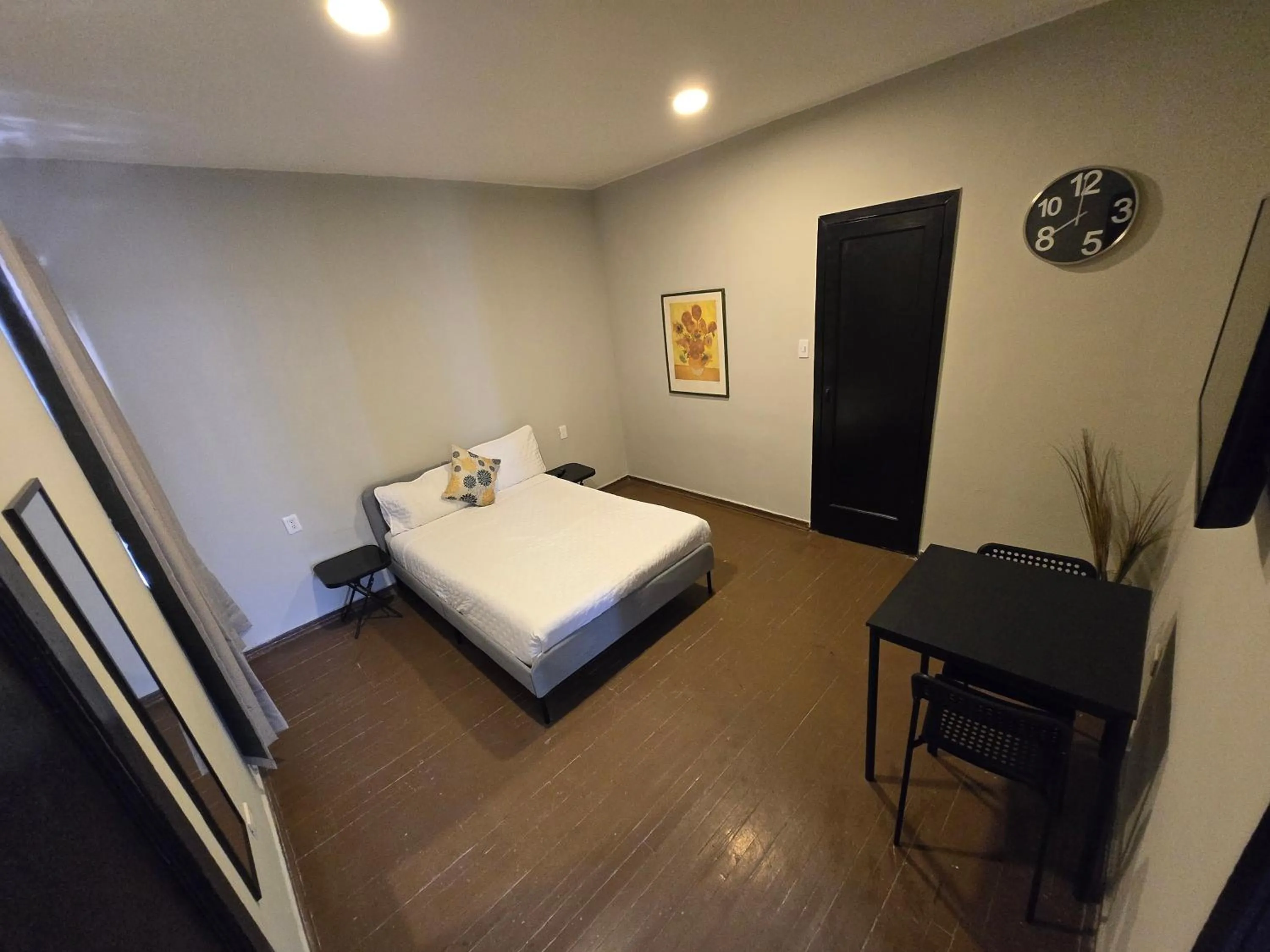 Photo of the whole room, Bed in Singular Centro Histórico