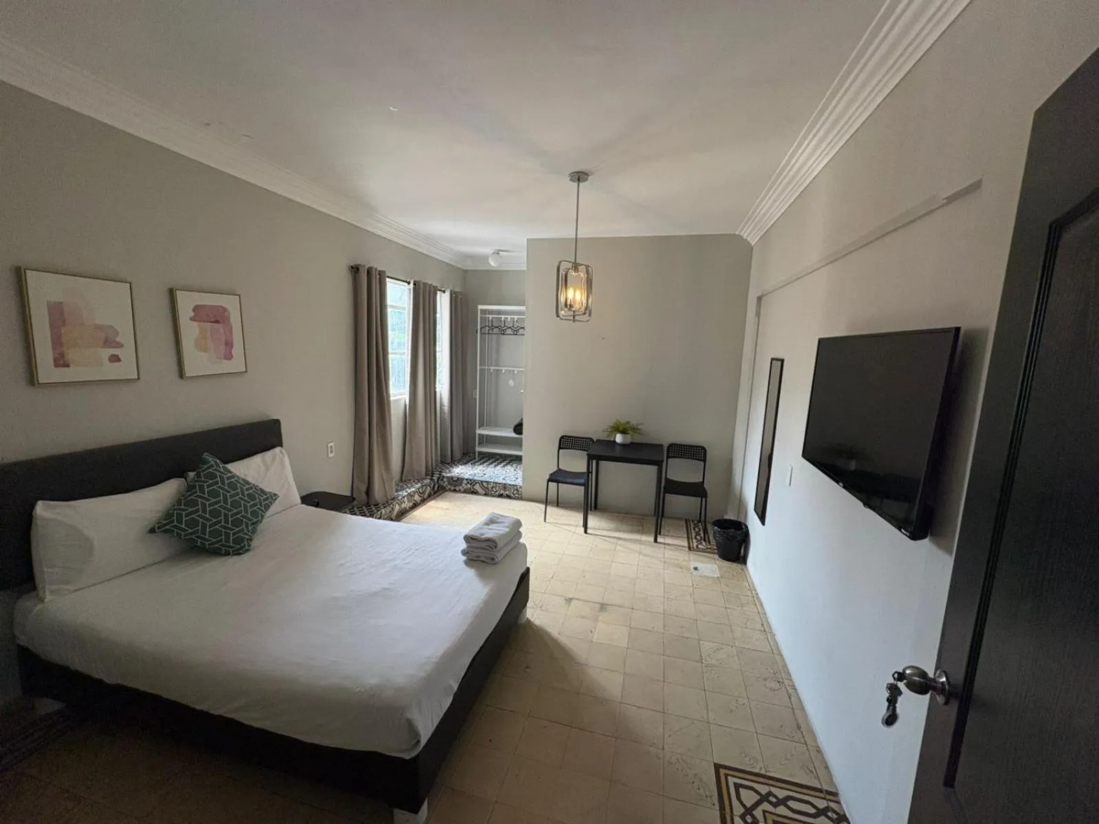 Photo of the whole room, Bed in Singular Centro Histórico