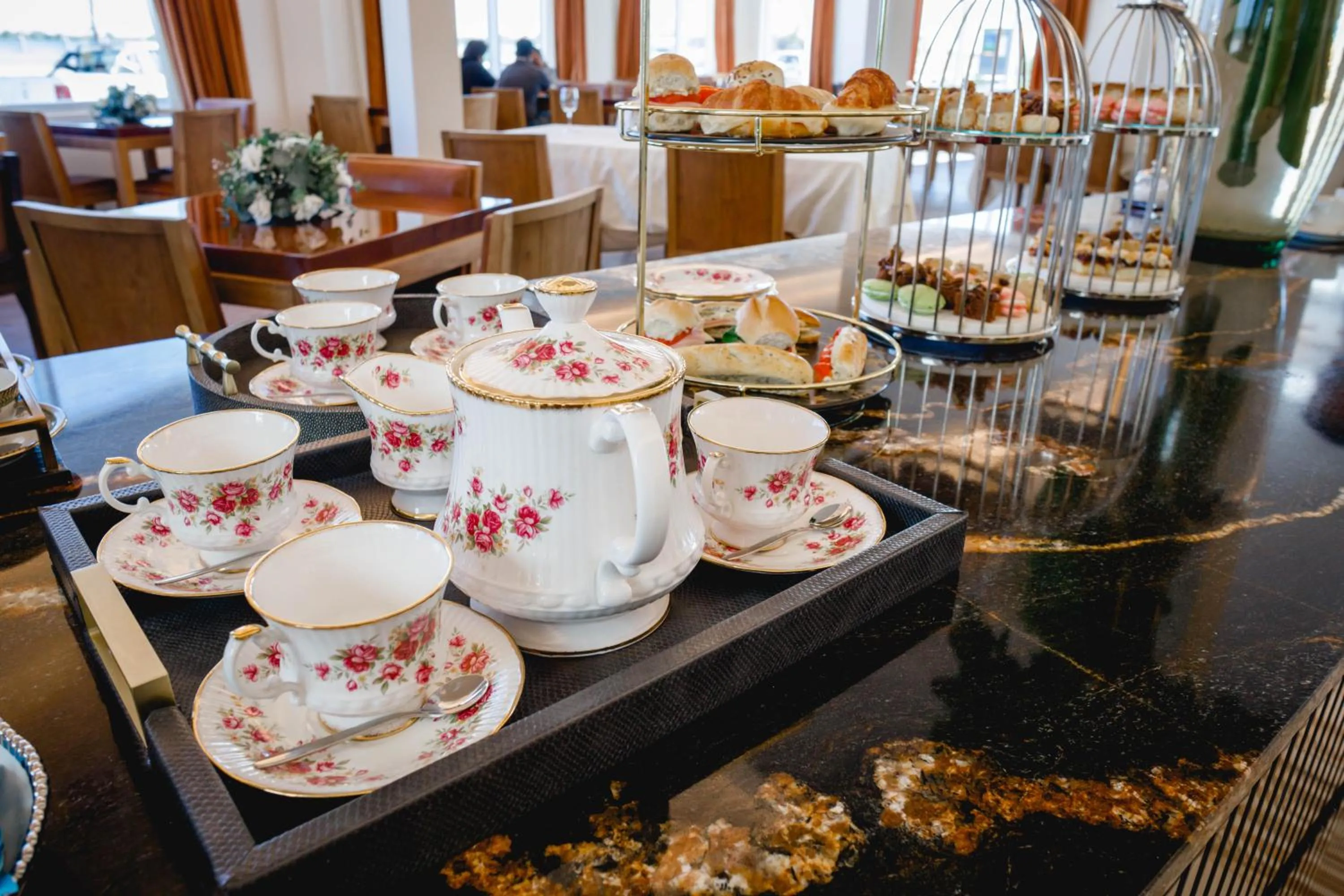 Restaurant/places to eat in HT Hotel Deluxe Resort & SPA