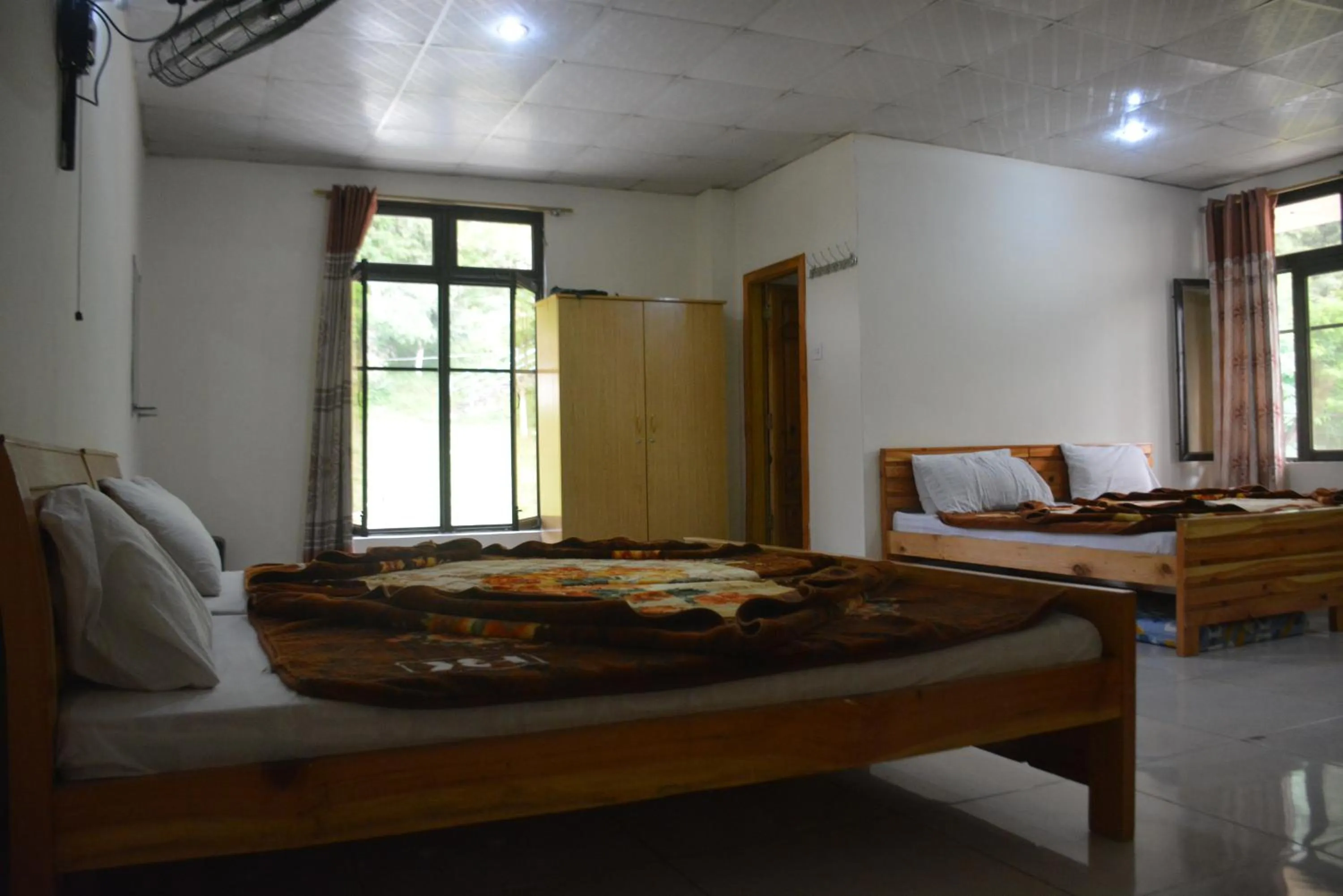 Bed in Eagle Nest, Malam Jabba by LMC