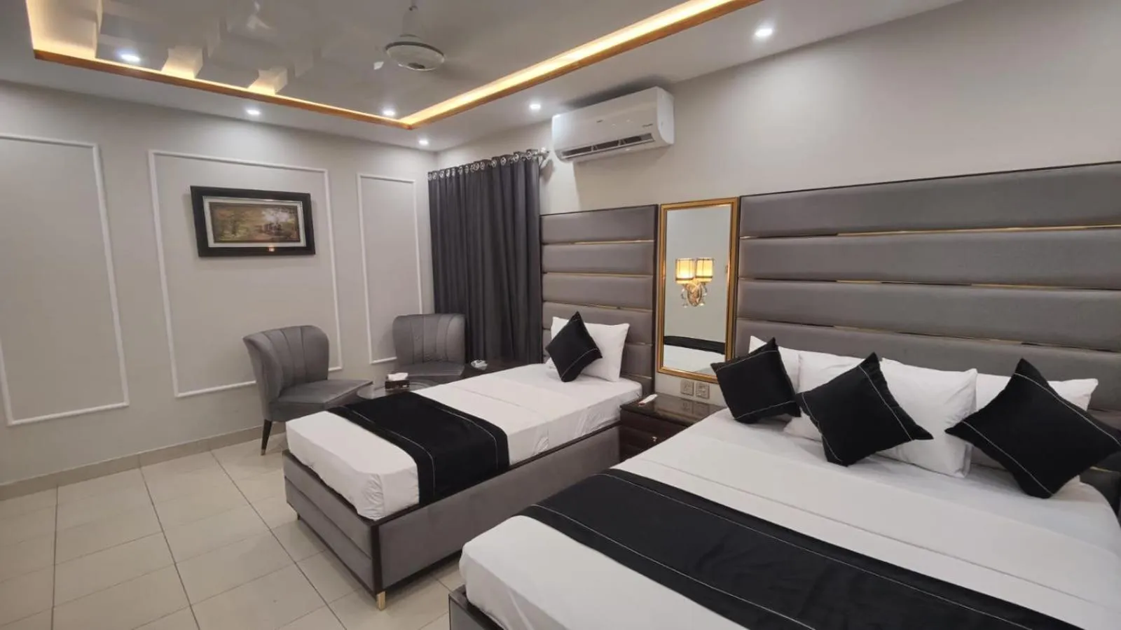 Bedroom, Bed in Hotel white season Gulberg