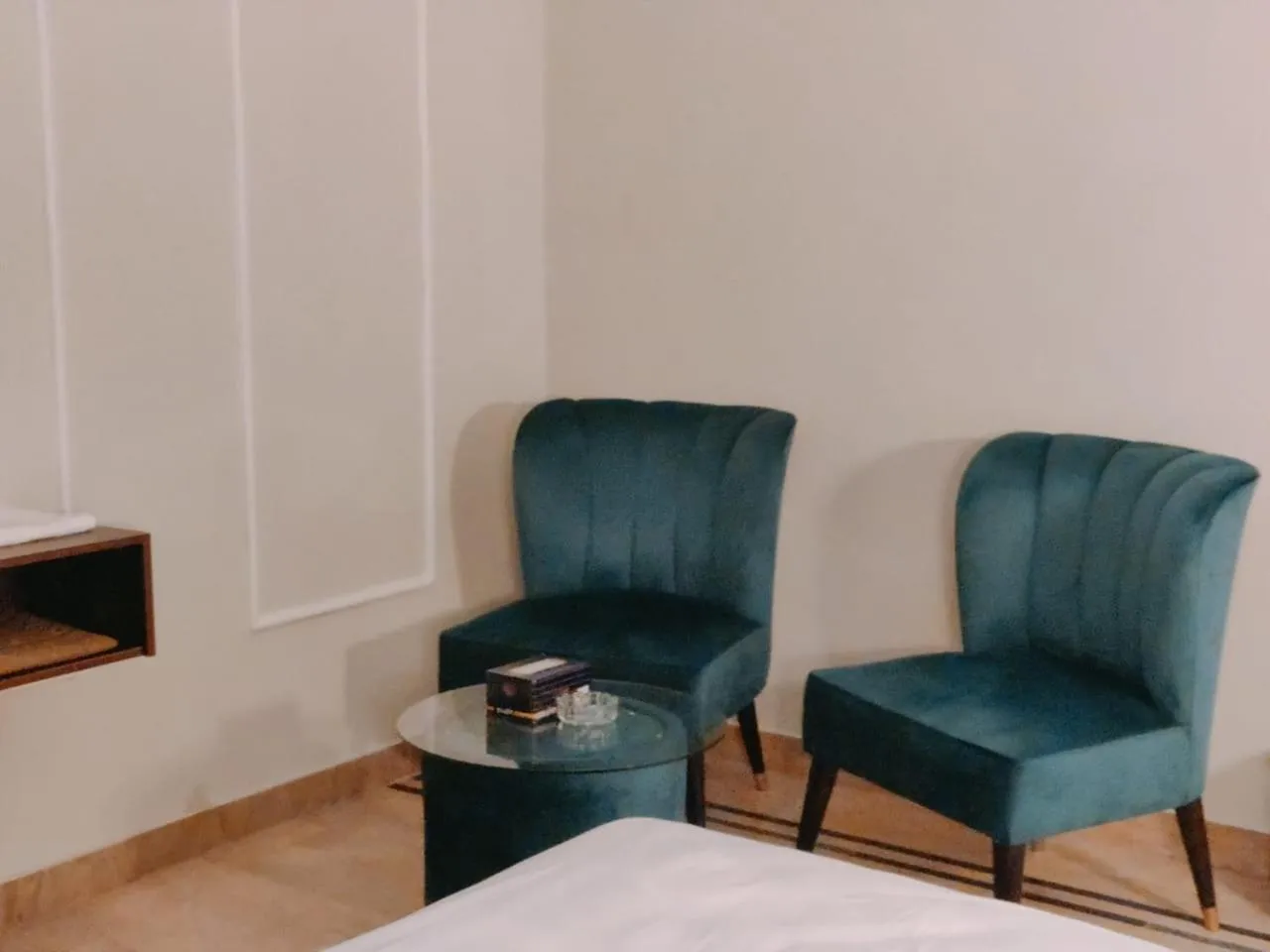 Seating area in Hotel white season Gulberg