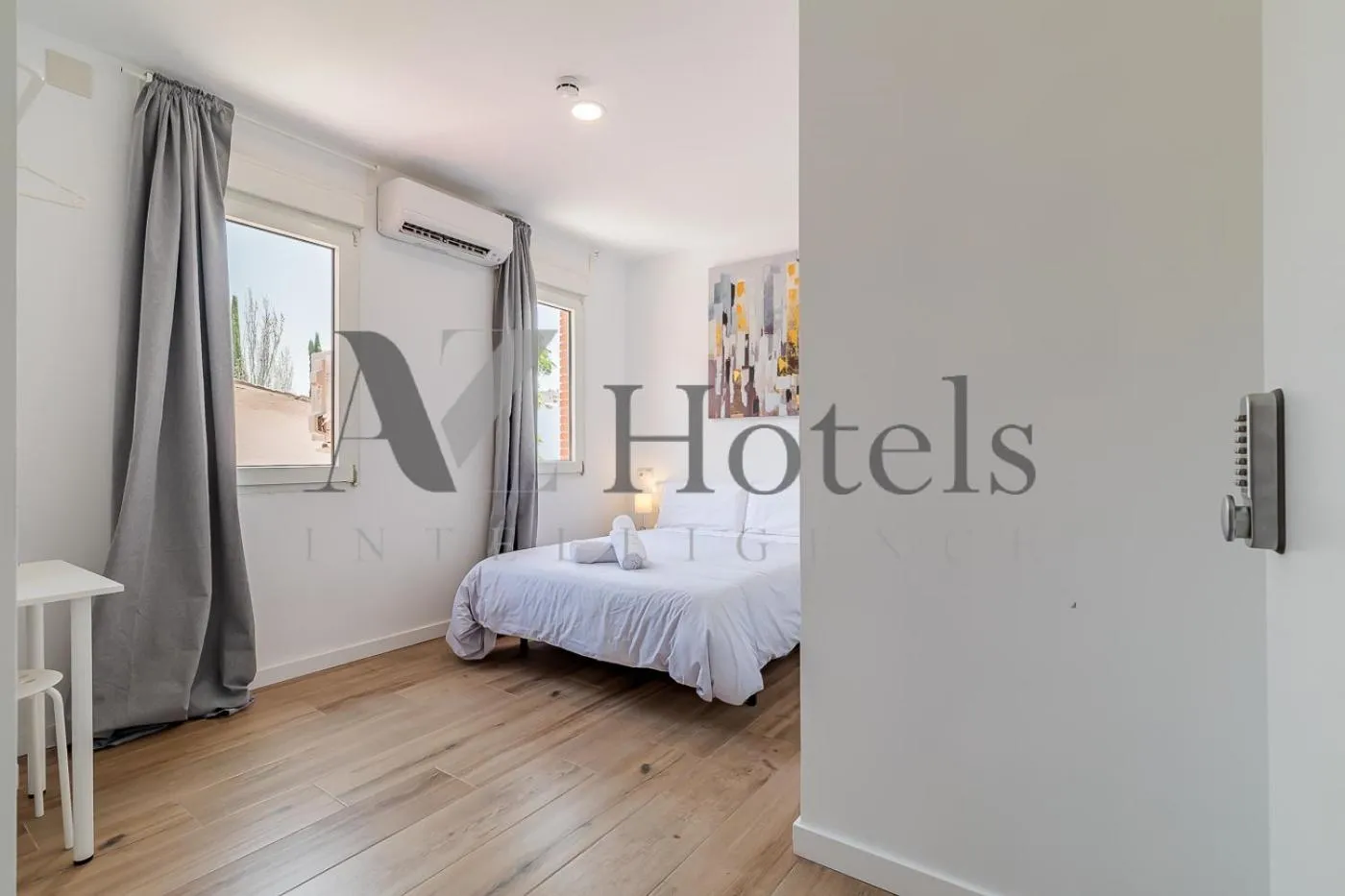 AYZ Joaquín Pol - Auto check-in property