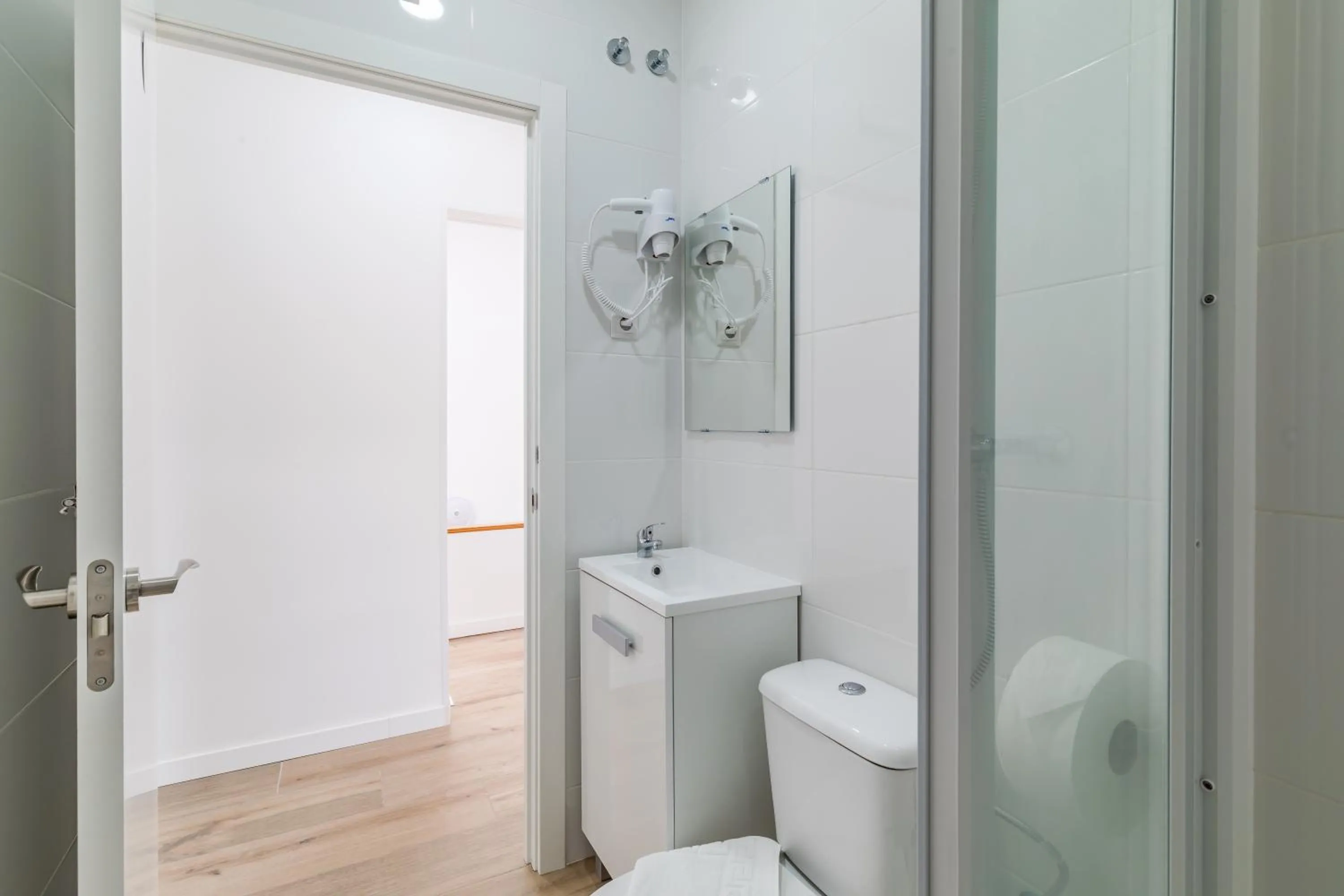 AYZ Joaquín Pol - Auto check-in property