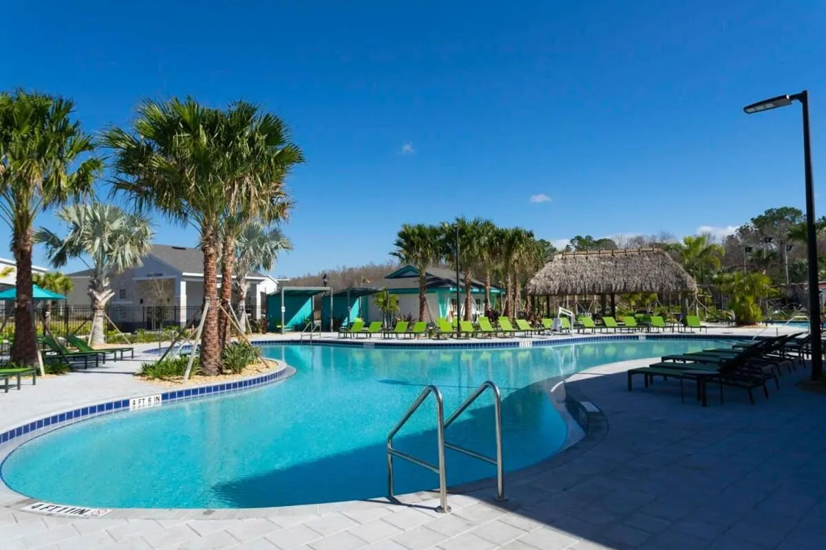 Luxurious Home w Theme Beds & Private Pool