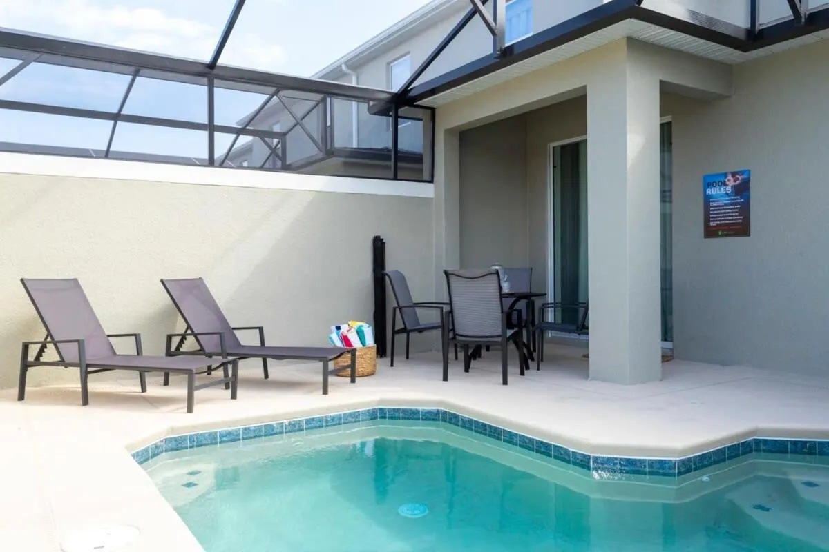 Luxurious Home w Theme Beds & Private Pool